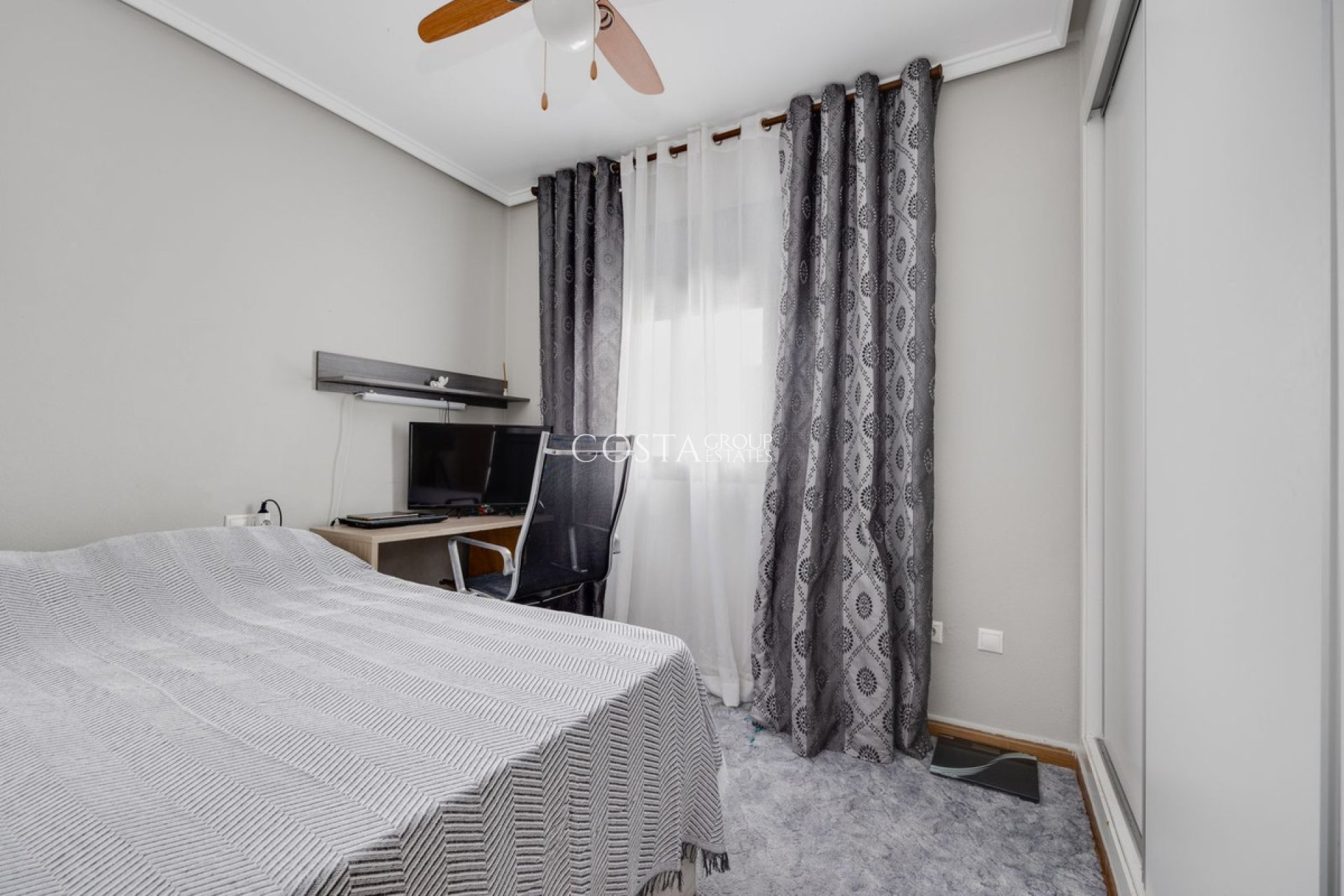 Revente - Apartments -
Torrevieja - Torrevieja Centro