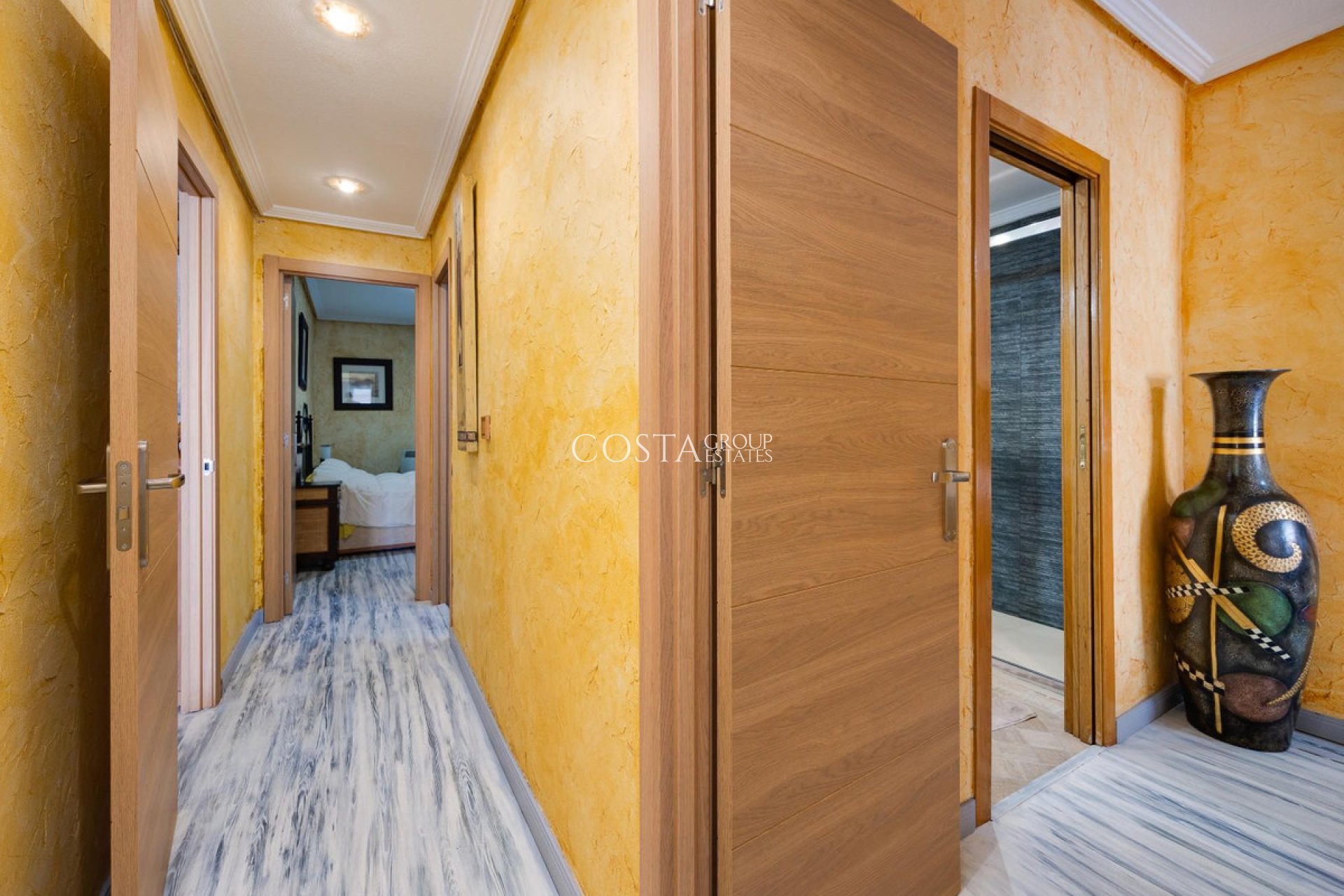 Revente - Apartments -
Torrevieja - Torrevieja Centro