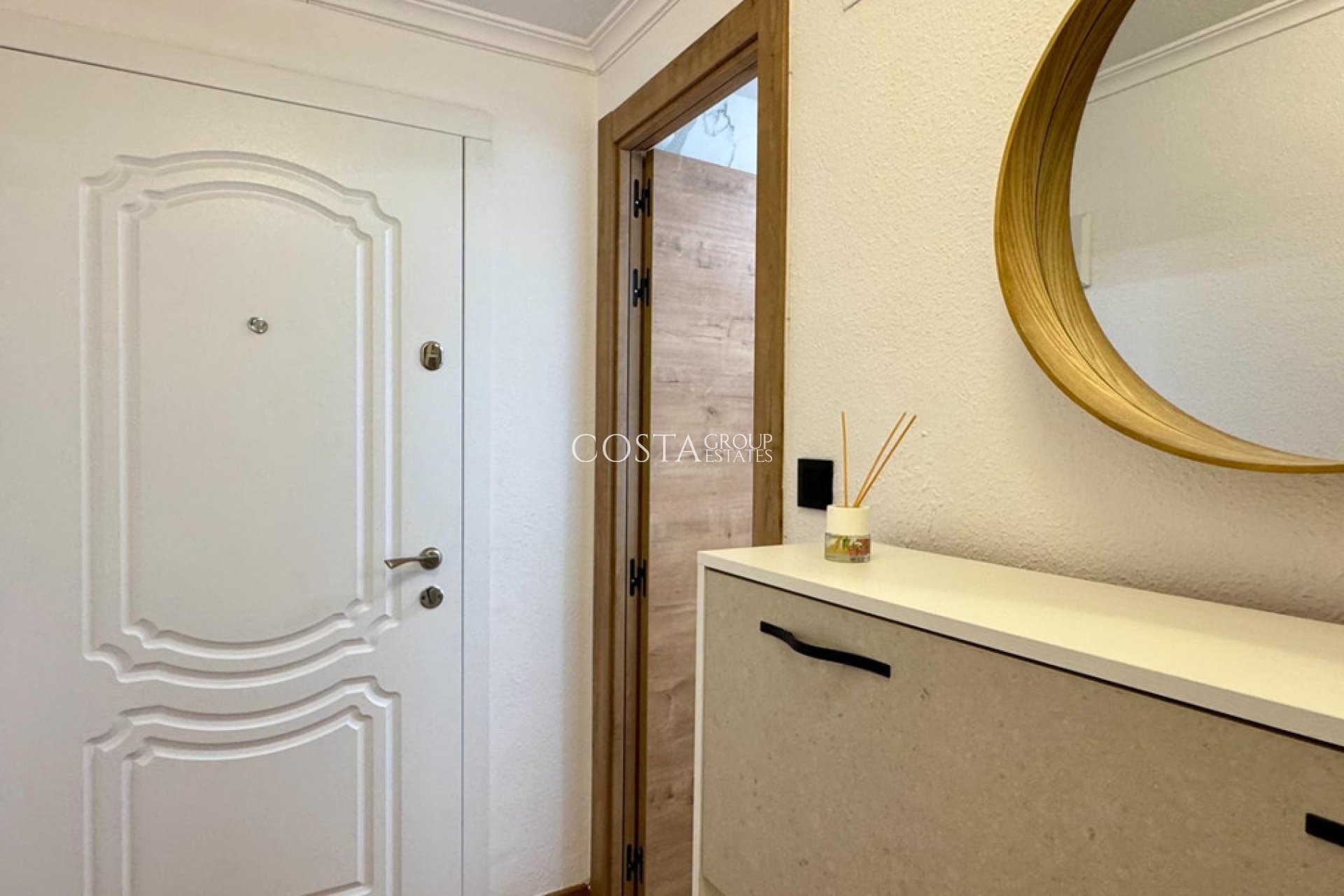 Revente - Apartments -
Torrevieja - Torrevieja Centro