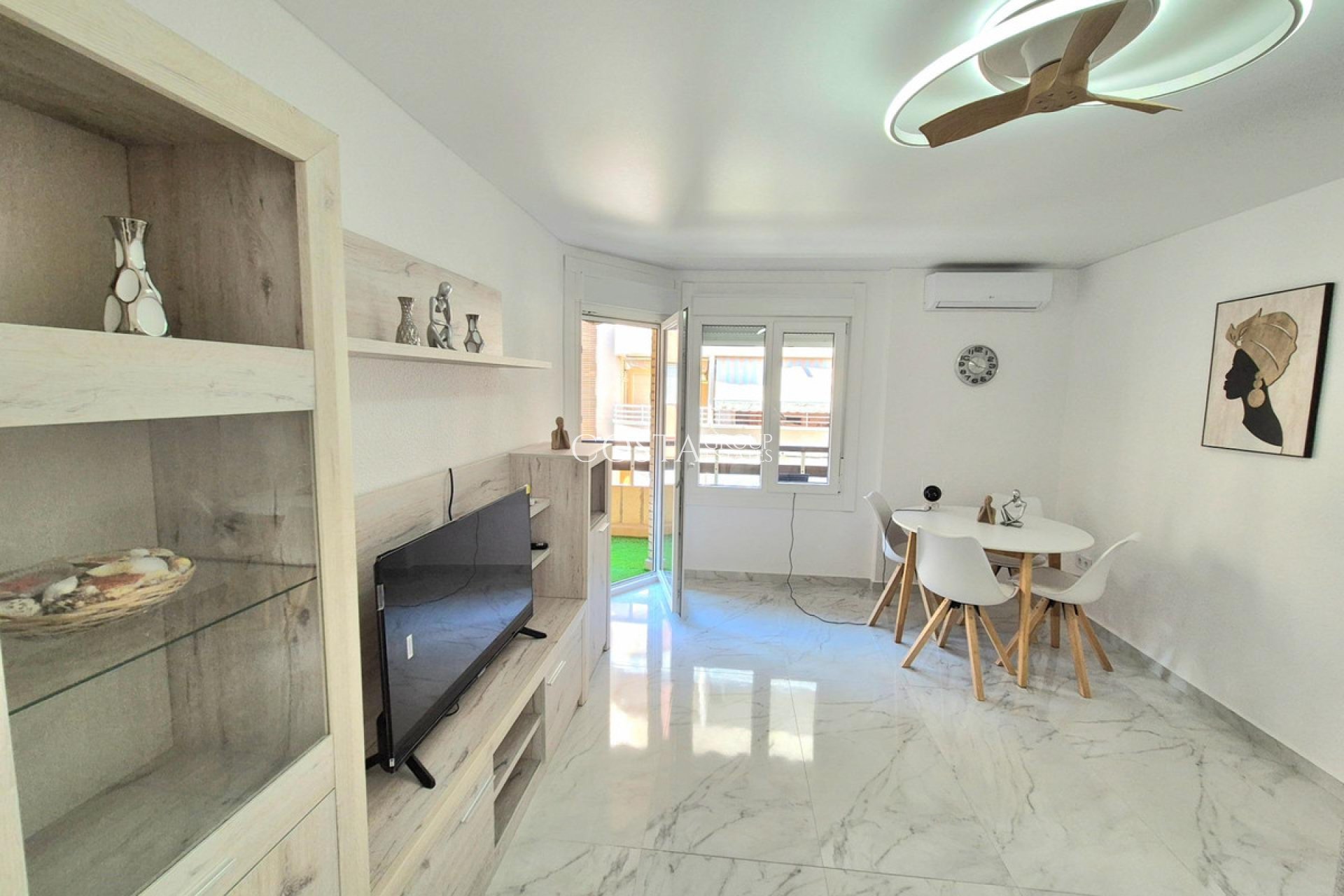 Revente - Apartments -
Torrevieja - Torrevieja Centro