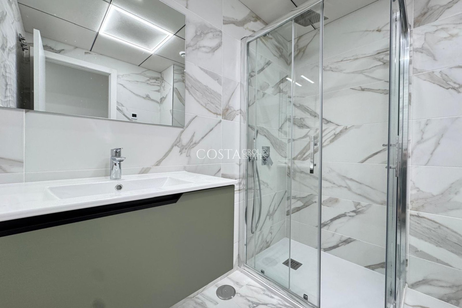 Revente - Apartments -
Torrevieja - Torrevieja Centro