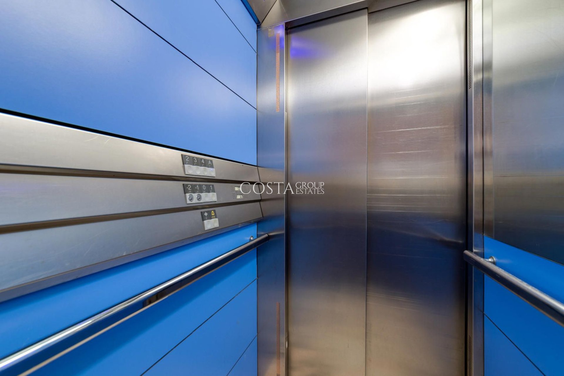 Revente - Apartments -
Torrevieja - Torrevieja Centro