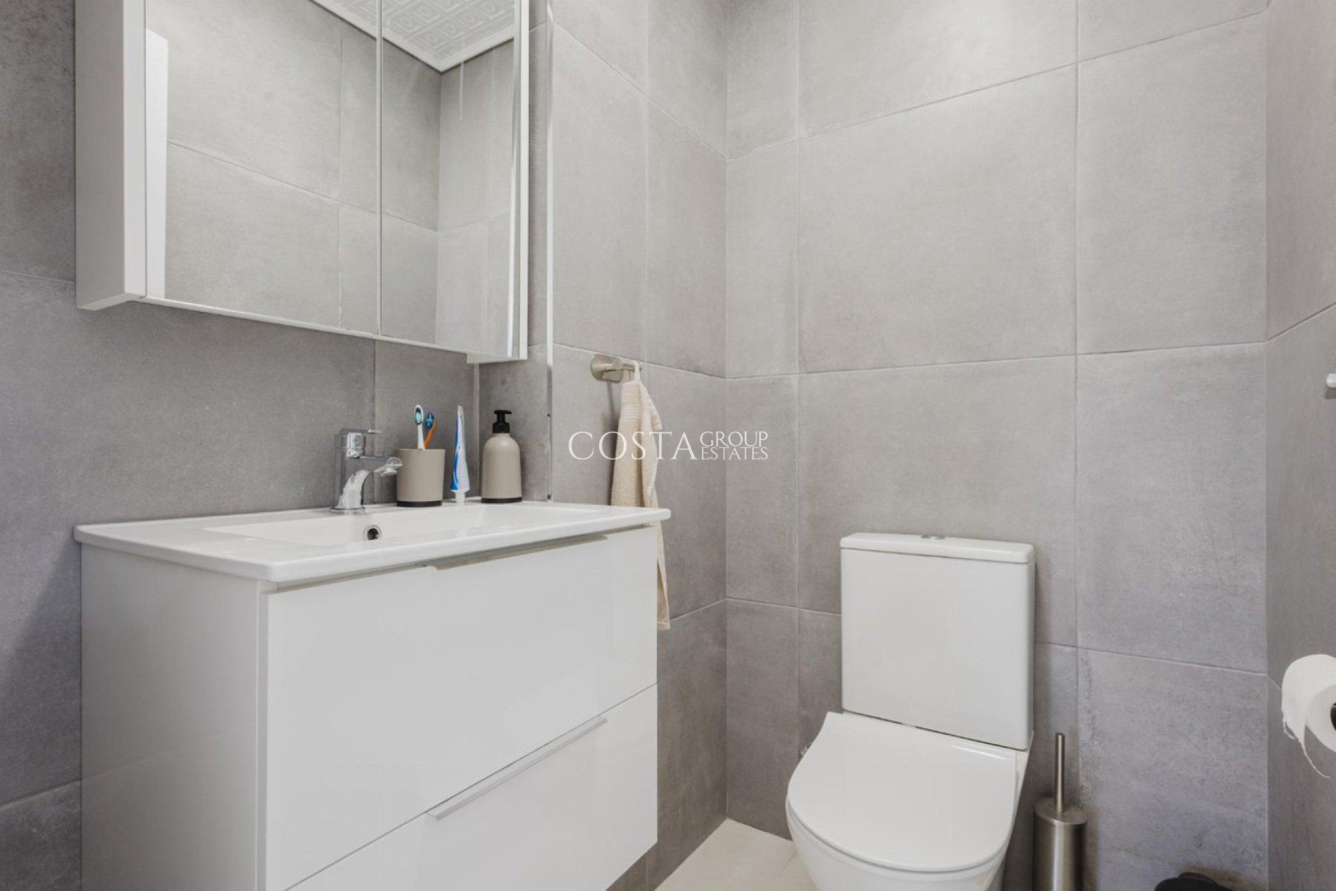 Revente - Apartments -
Torrevieja - Torrevieja Centro