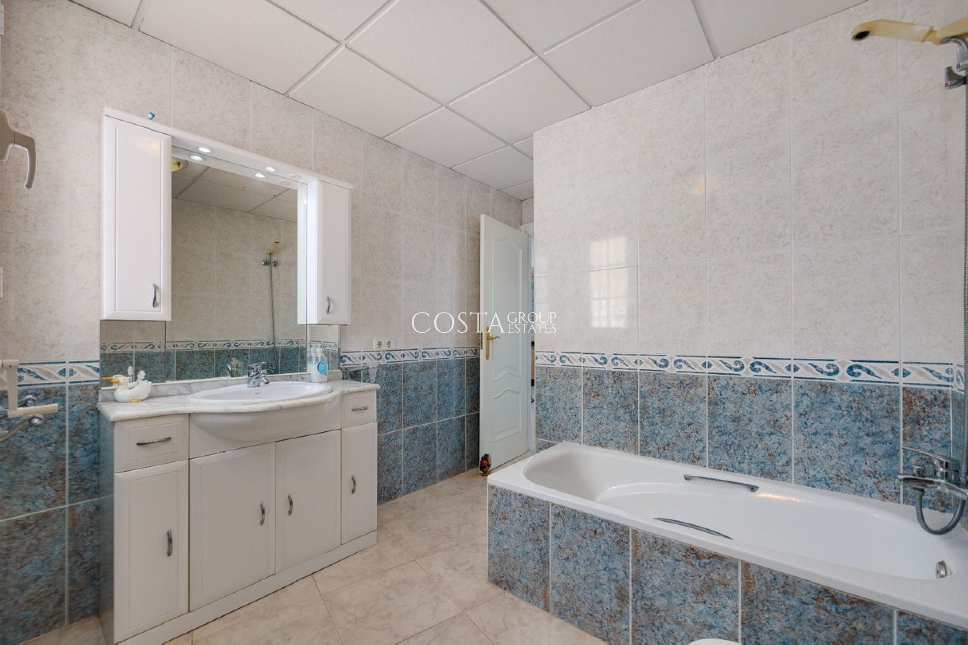 Revente - Apartments -
Torrevieja - Torrevieja Centro