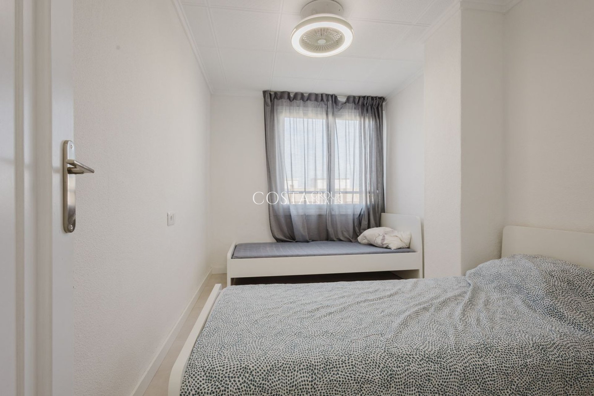 Revente - Apartments -
Torrevieja - Torrevieja Centro