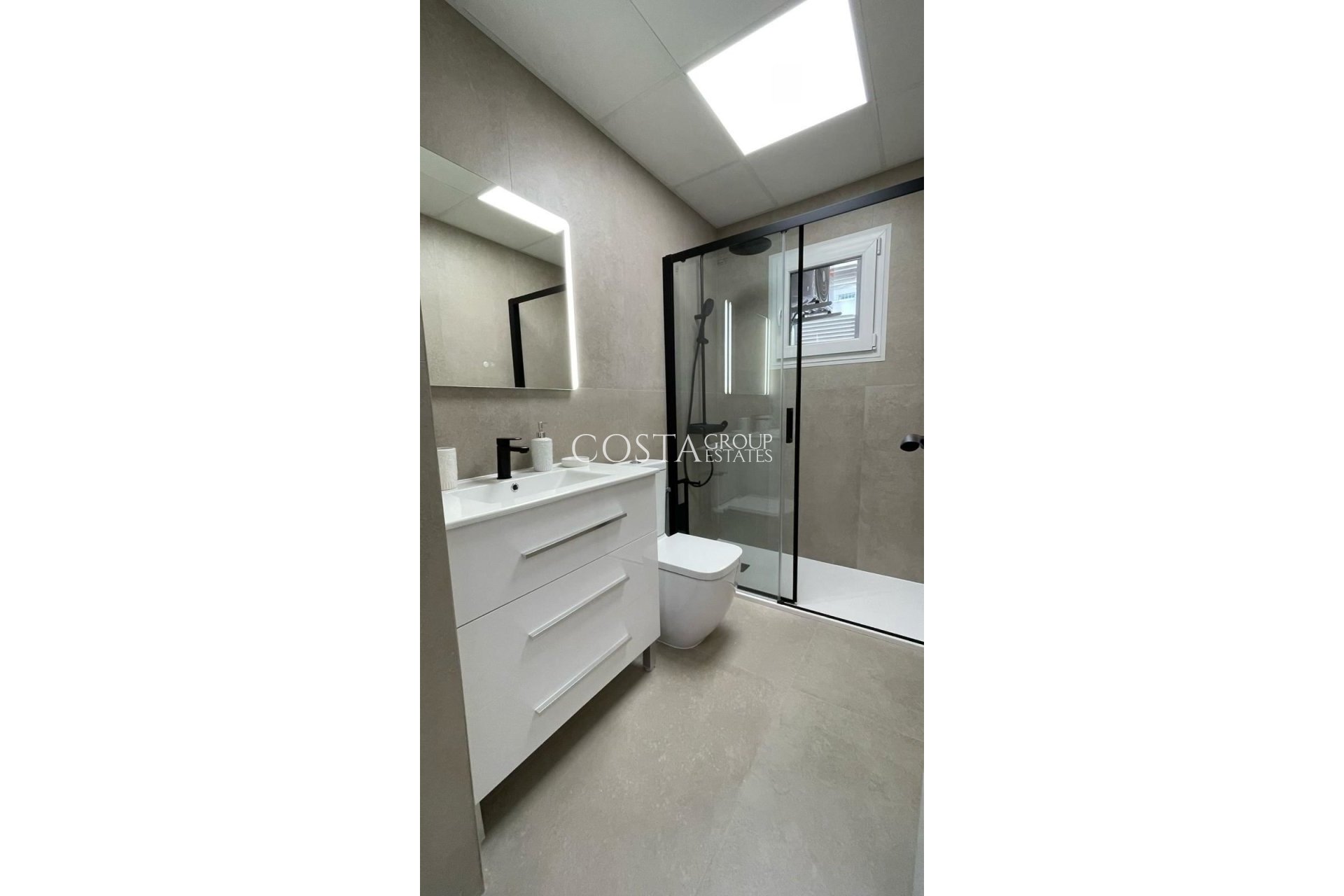 Revente - Apartments -
Torrevieja