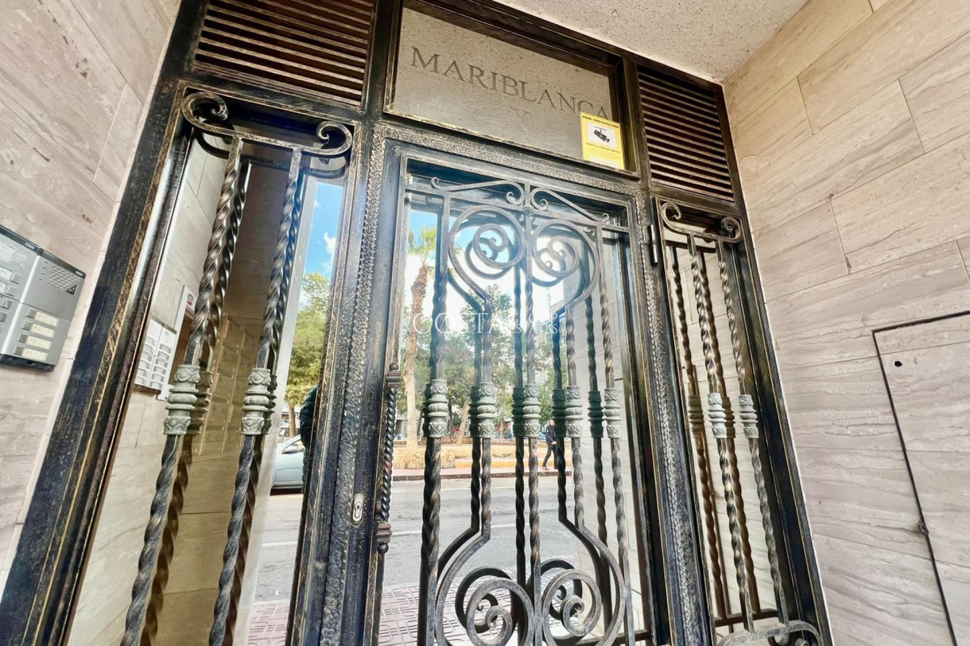 Revente - Apartments -
Torrevieja