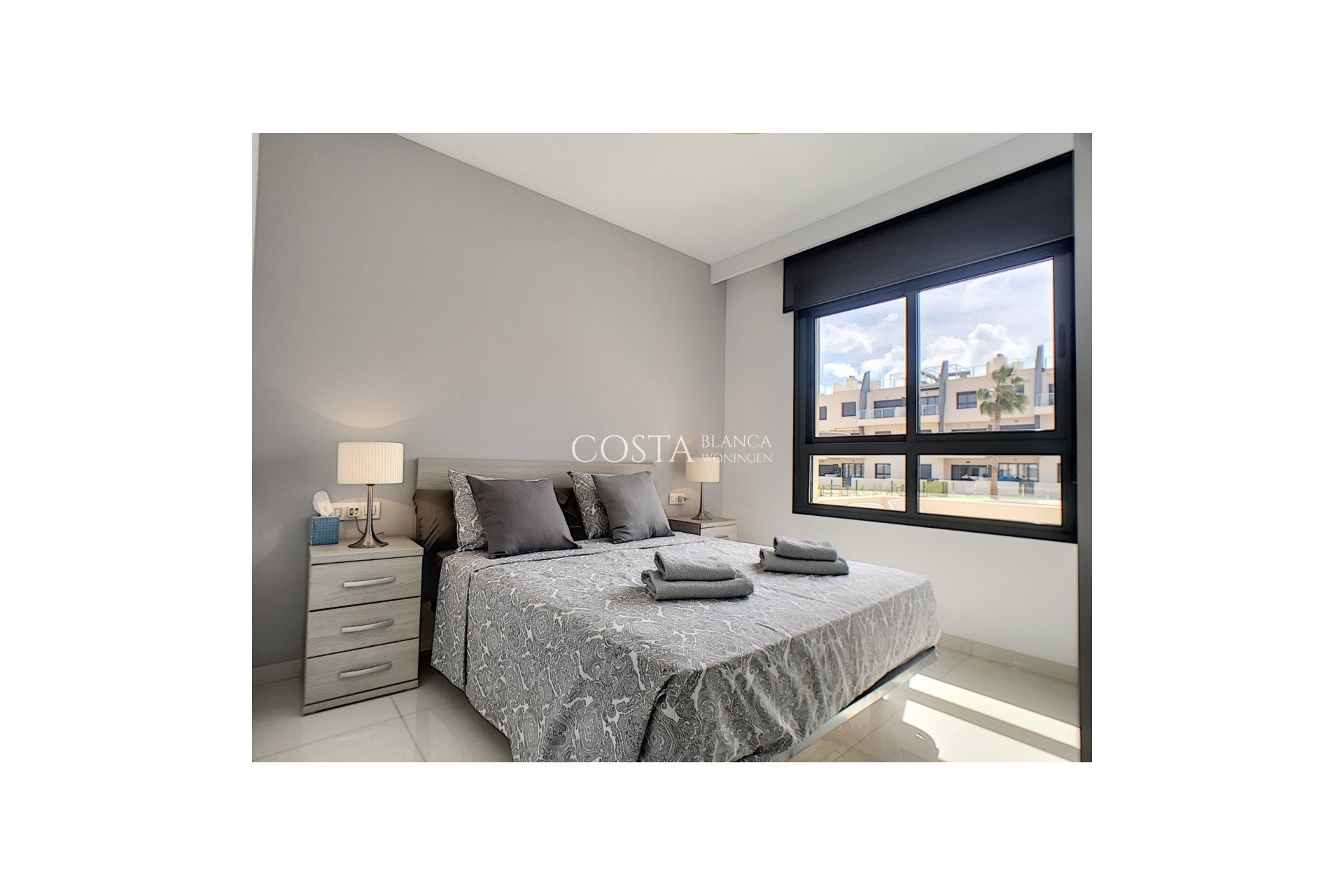 Revente - Appartement -
 - La Torre De La Horadada