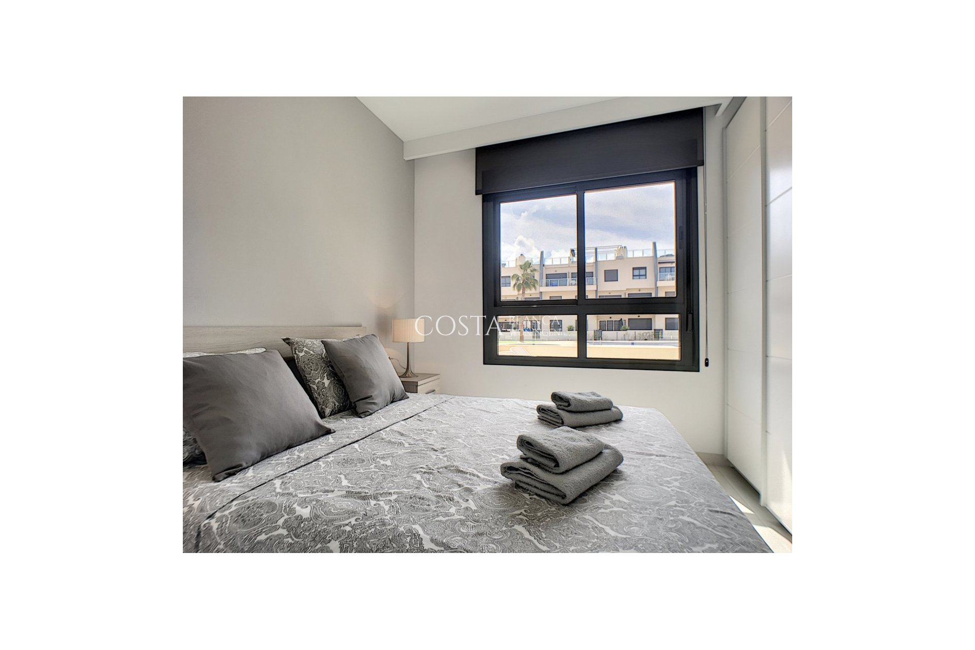 Revente - Appartement -
 - La Torre De La Horadada