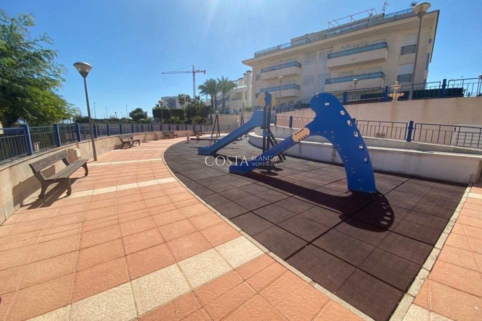 Revente - Appartement -
Mil Palmeras