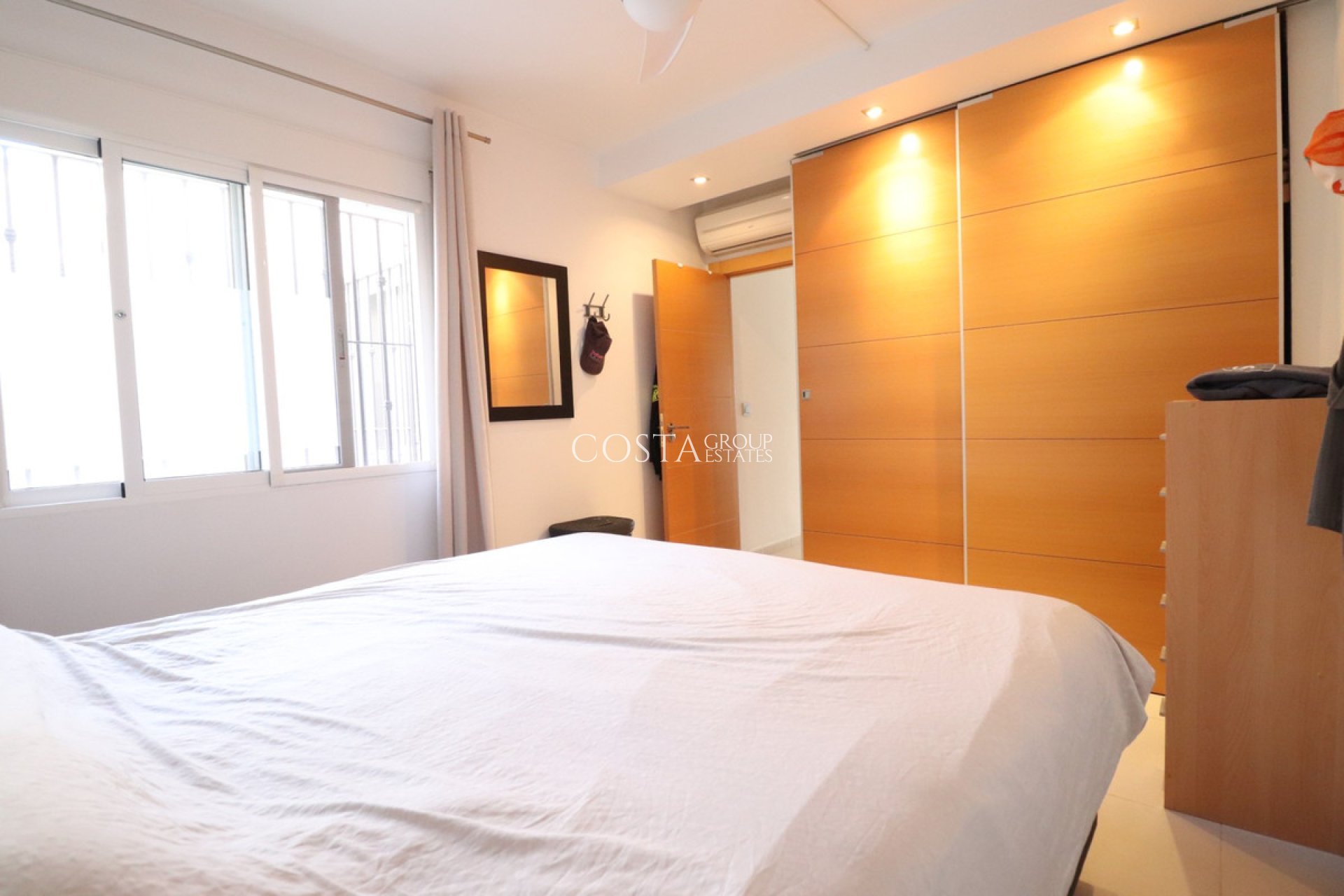 Revente - Maison -
Benijofar