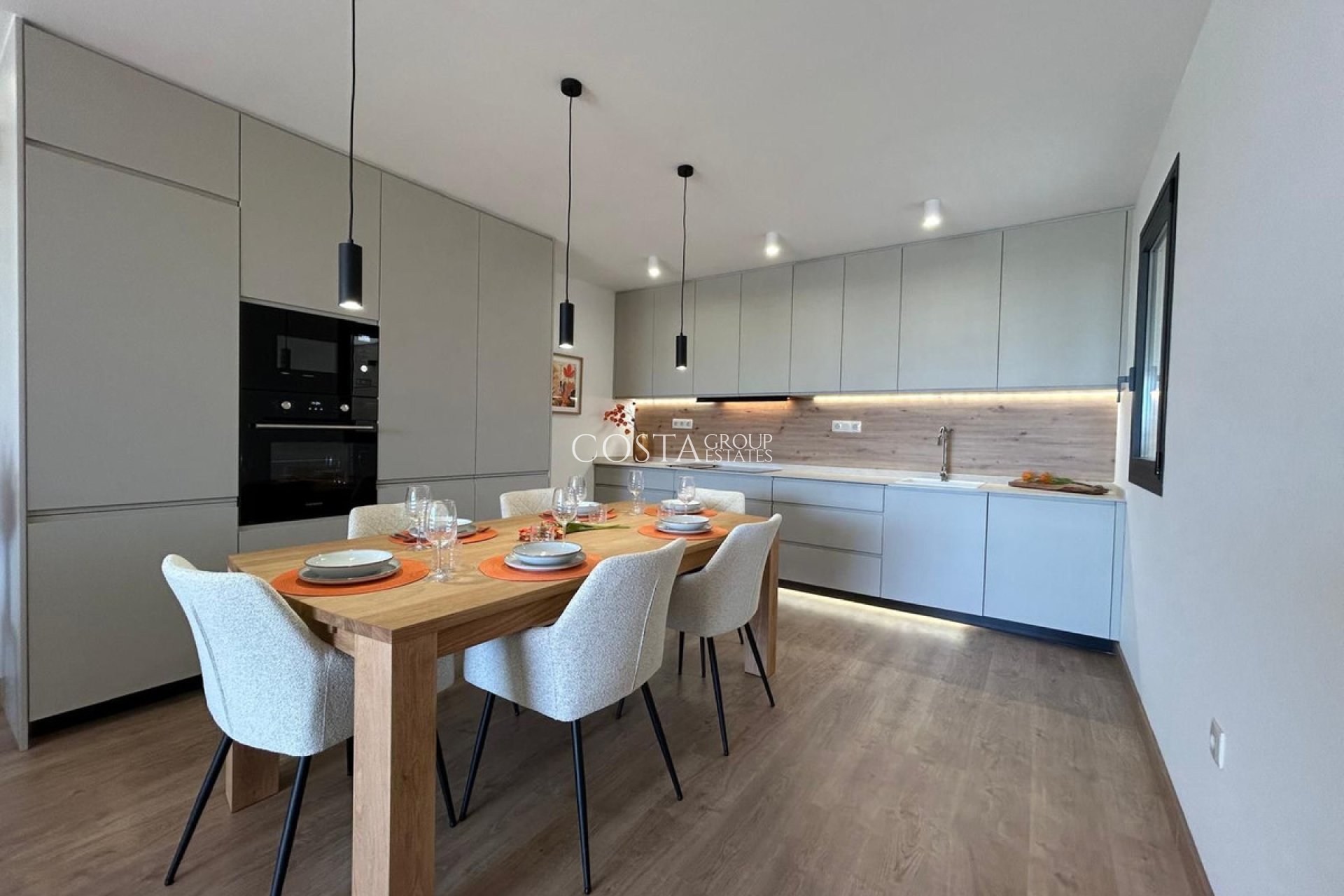 Revente - Maison -
Dolores - Dolores Centro