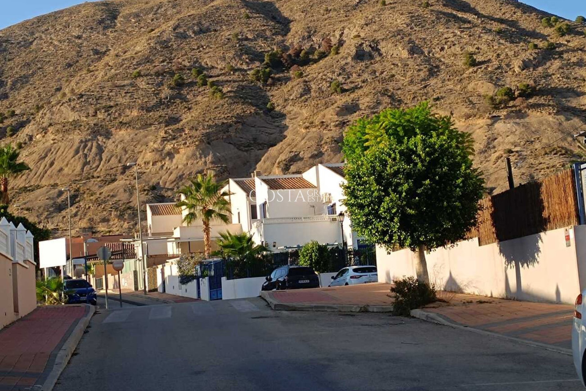 Revente - Maison -
Fortuna - Fortuna Centro