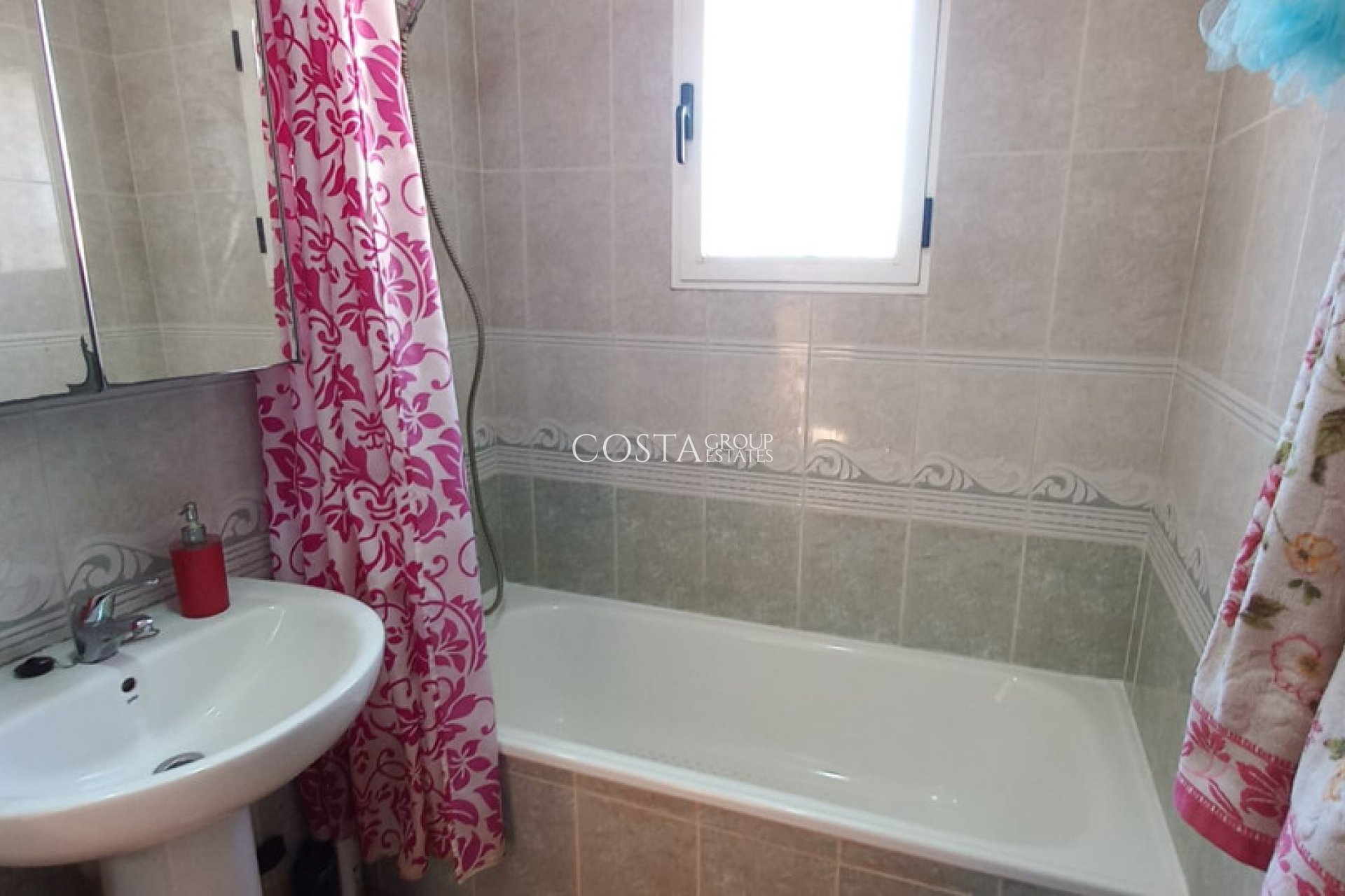 Revente - Maison -
Los Montesinos - Los Montesinos Centro