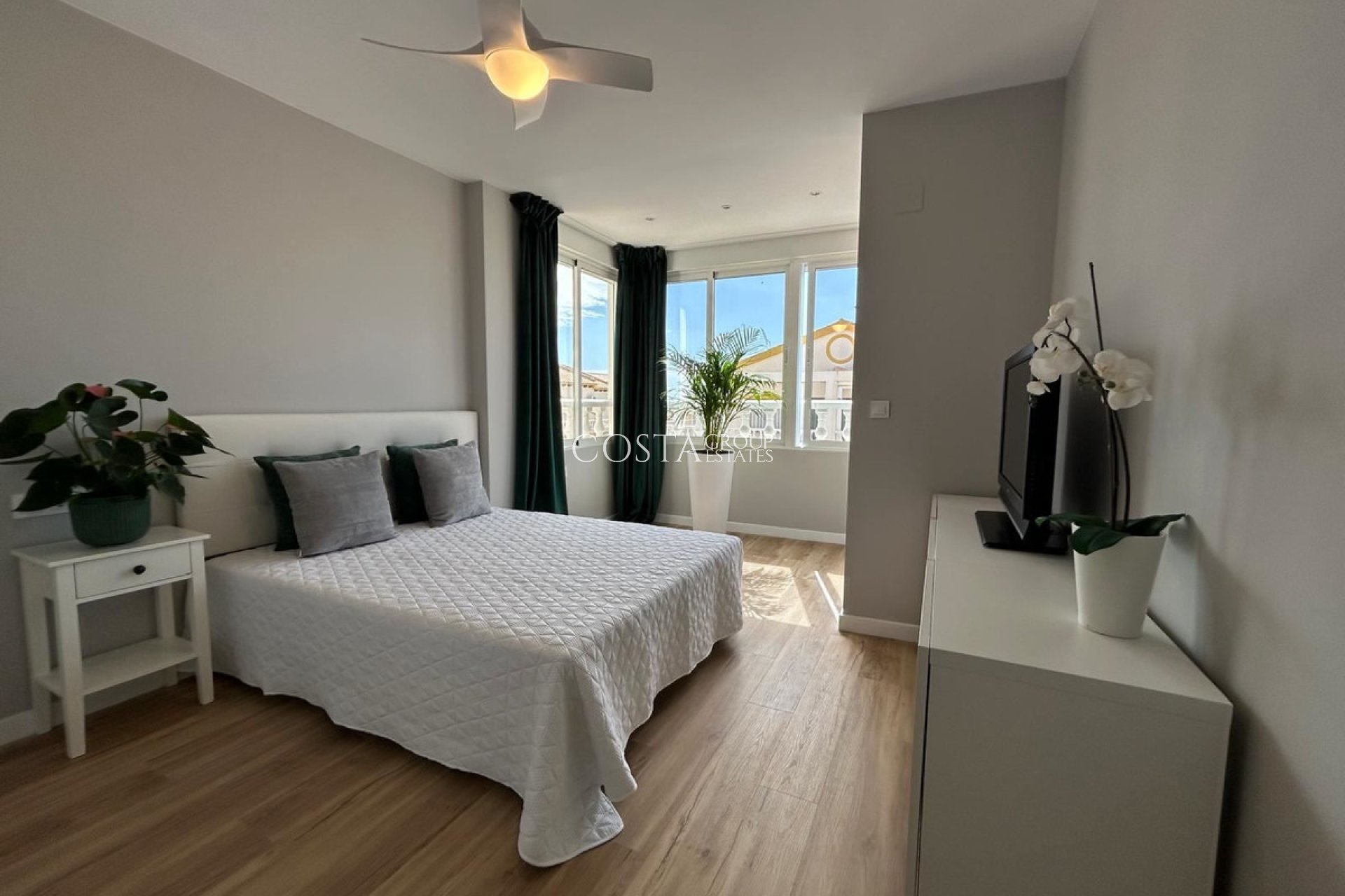 Revente - Maison -
Orihuela Costa - La Florida