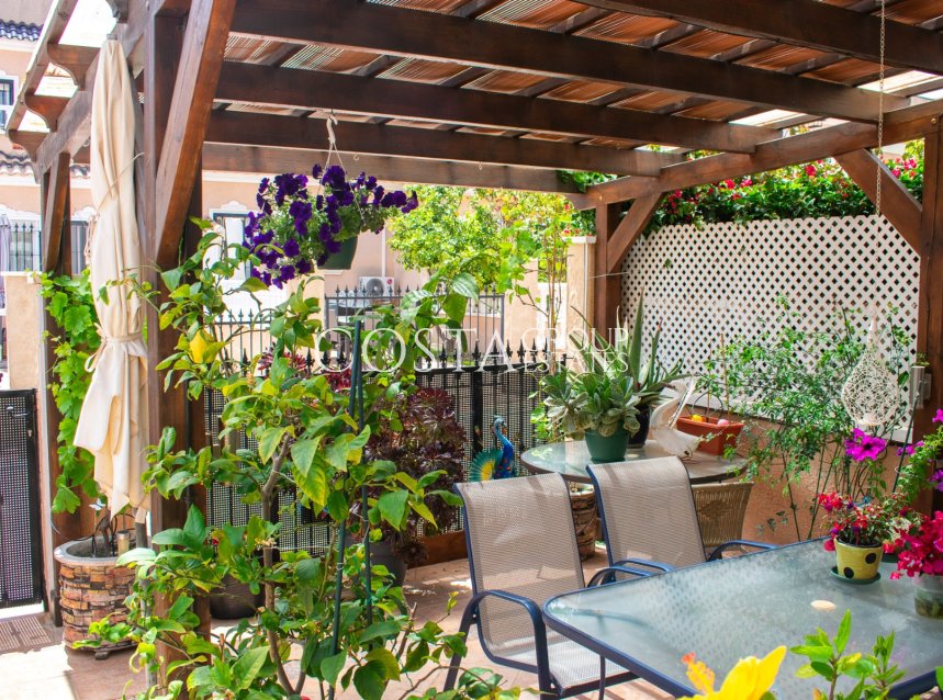 Revente - Maison -
Orihuela Costa - Los Dolses