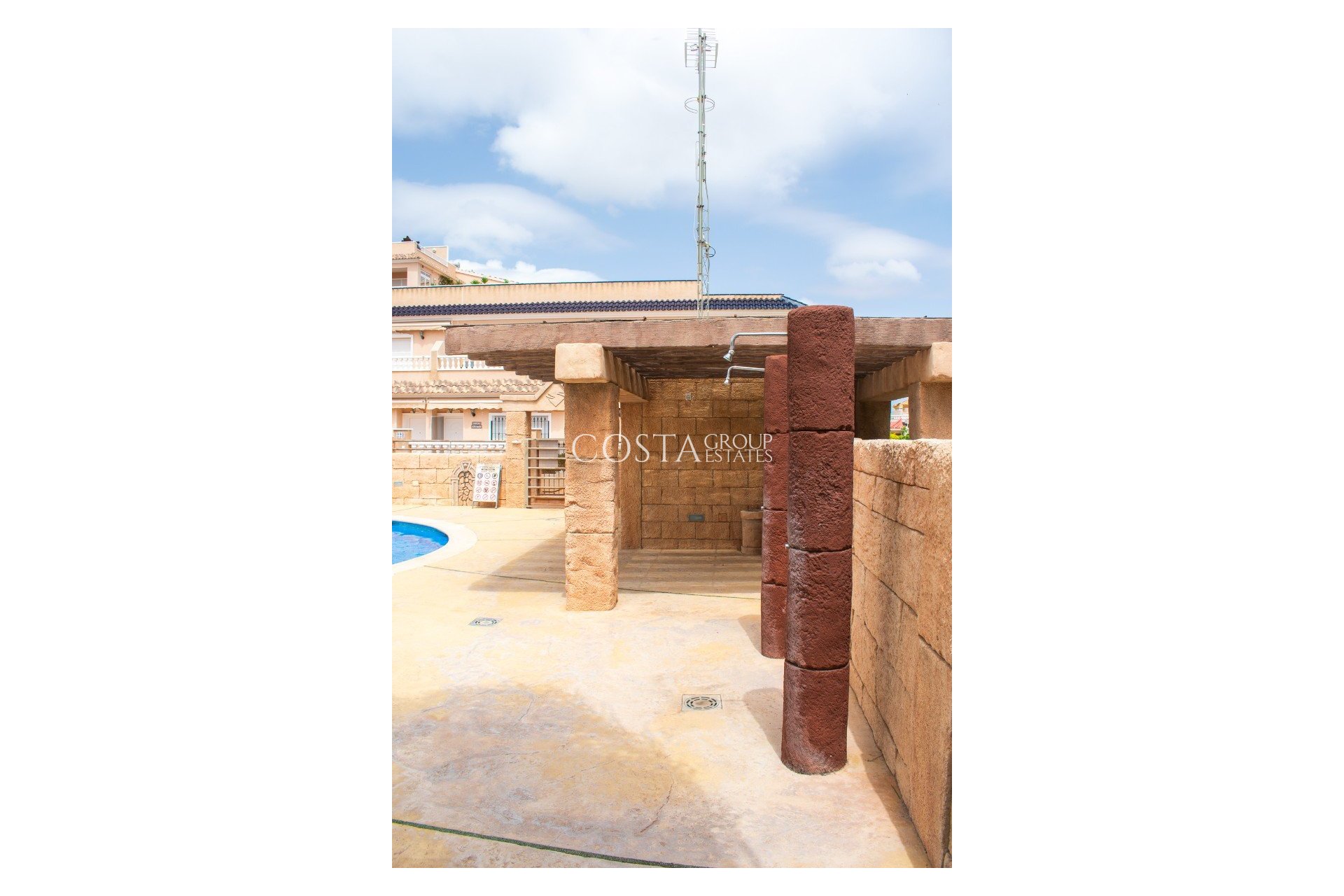 Revente - Maison -
Orihuela Costa - Los Dolses