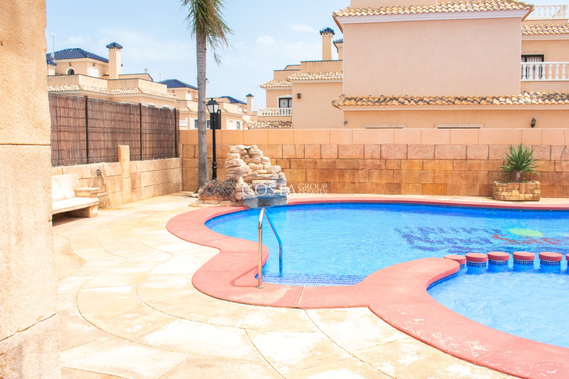 Revente - Maison -
Orihuela Costa - Los Dolses