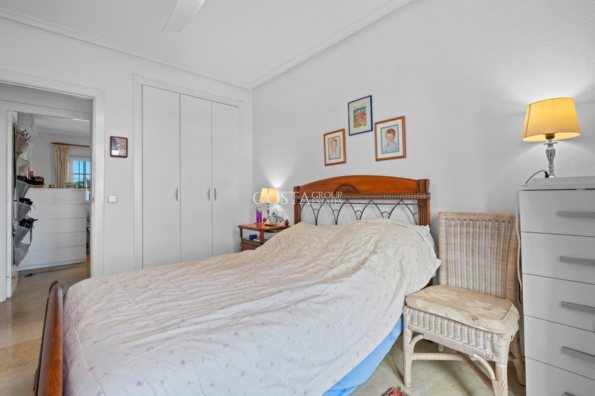 Revente - Maison -
Orihuela Costa - Los Dolses