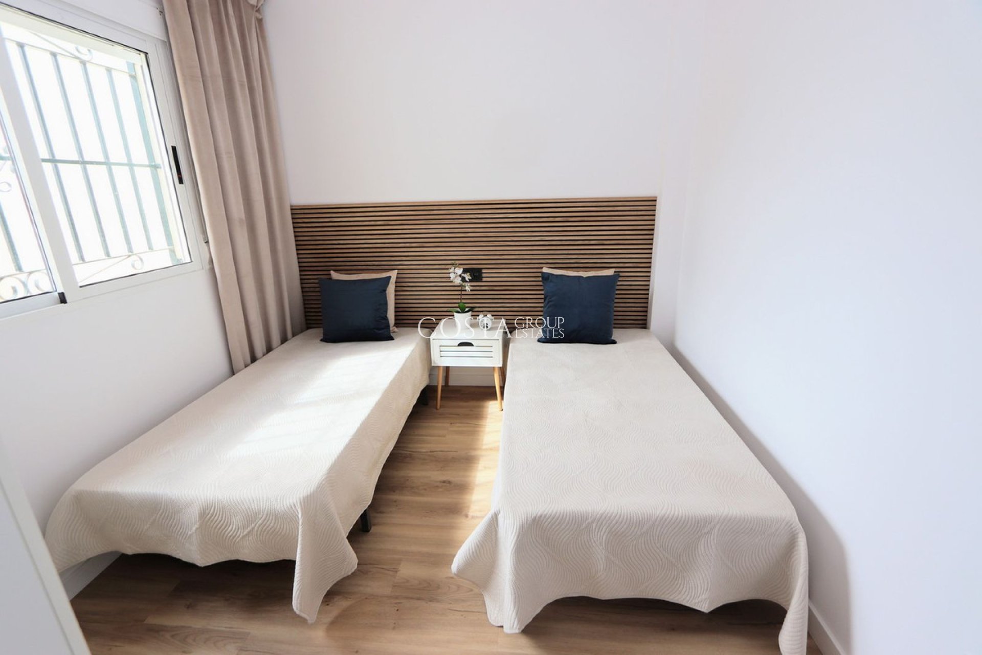 Revente - Maison -
Orihuela Costa - Punta Prima