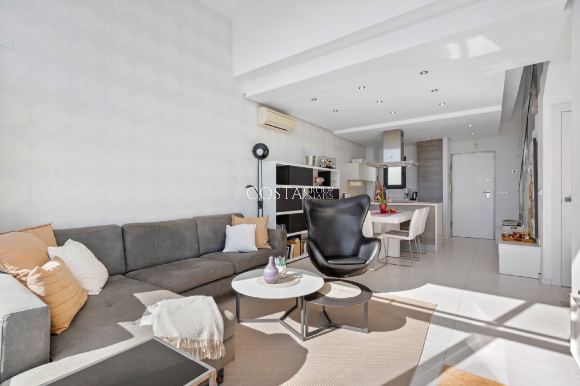 Revente - Maison -
Orihuela Costa - Punta Prima