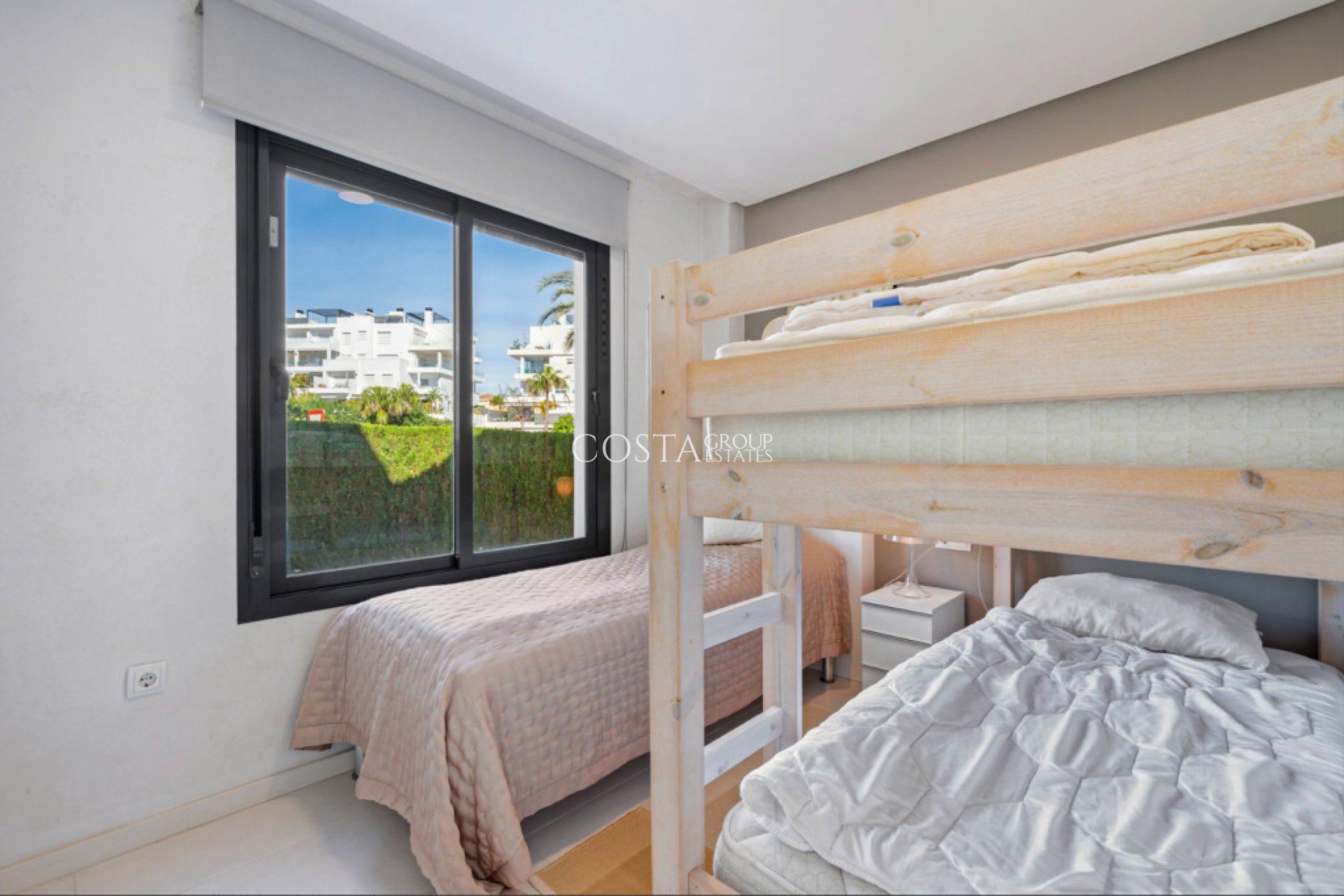 Revente - Maison -
Orihuela Costa - Punta Prima