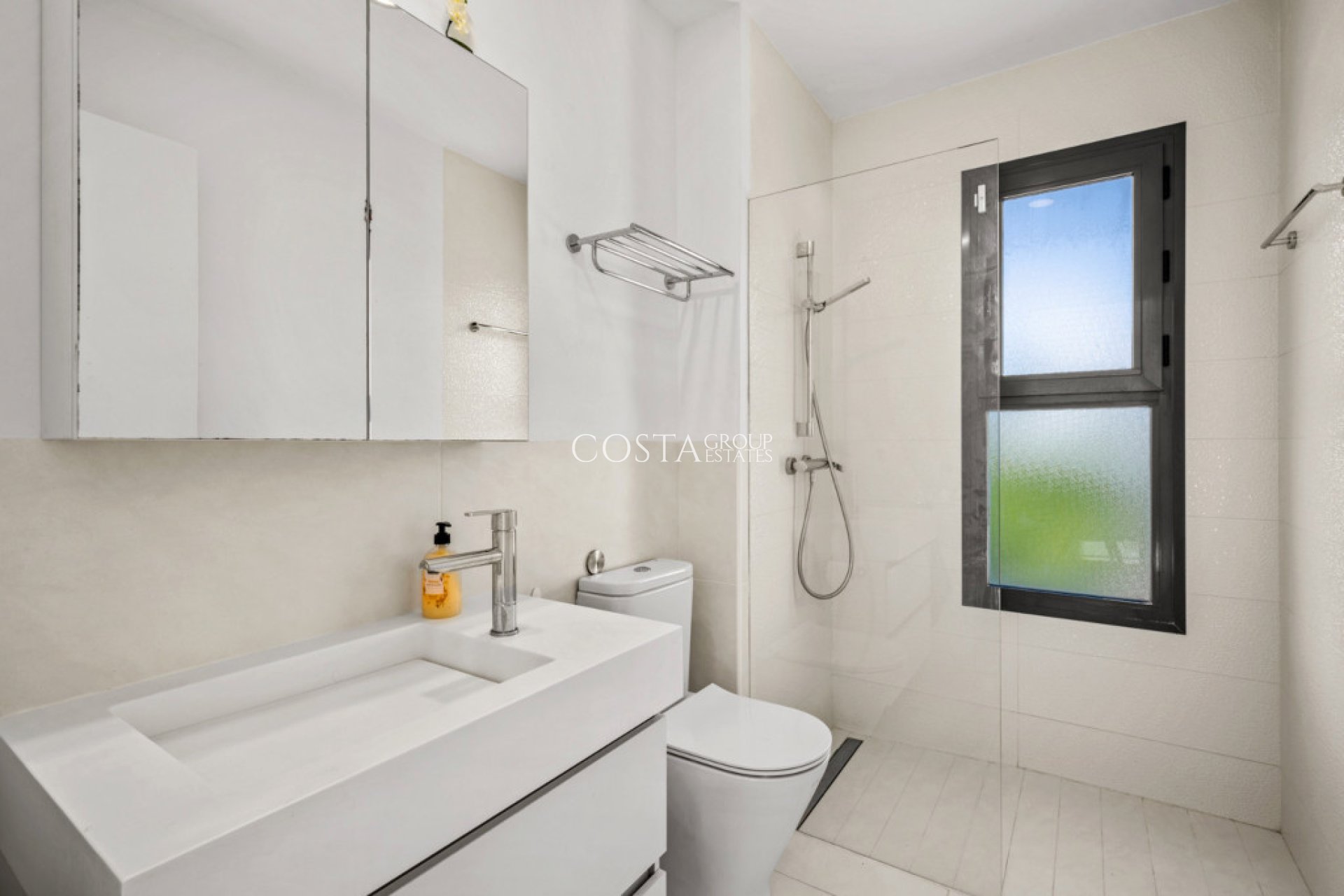 Revente - Maison -
Orihuela Costa - Punta Prima