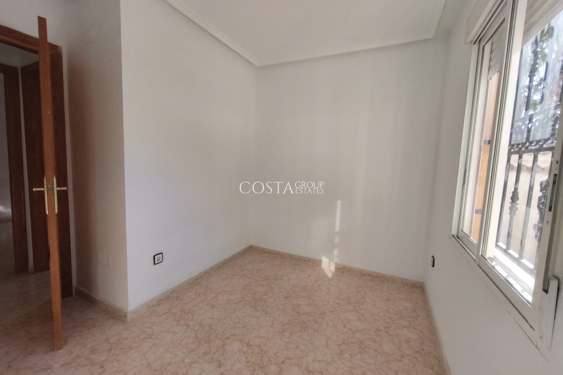 Revente - Maison -
Orihuela Costa - Punta Prima