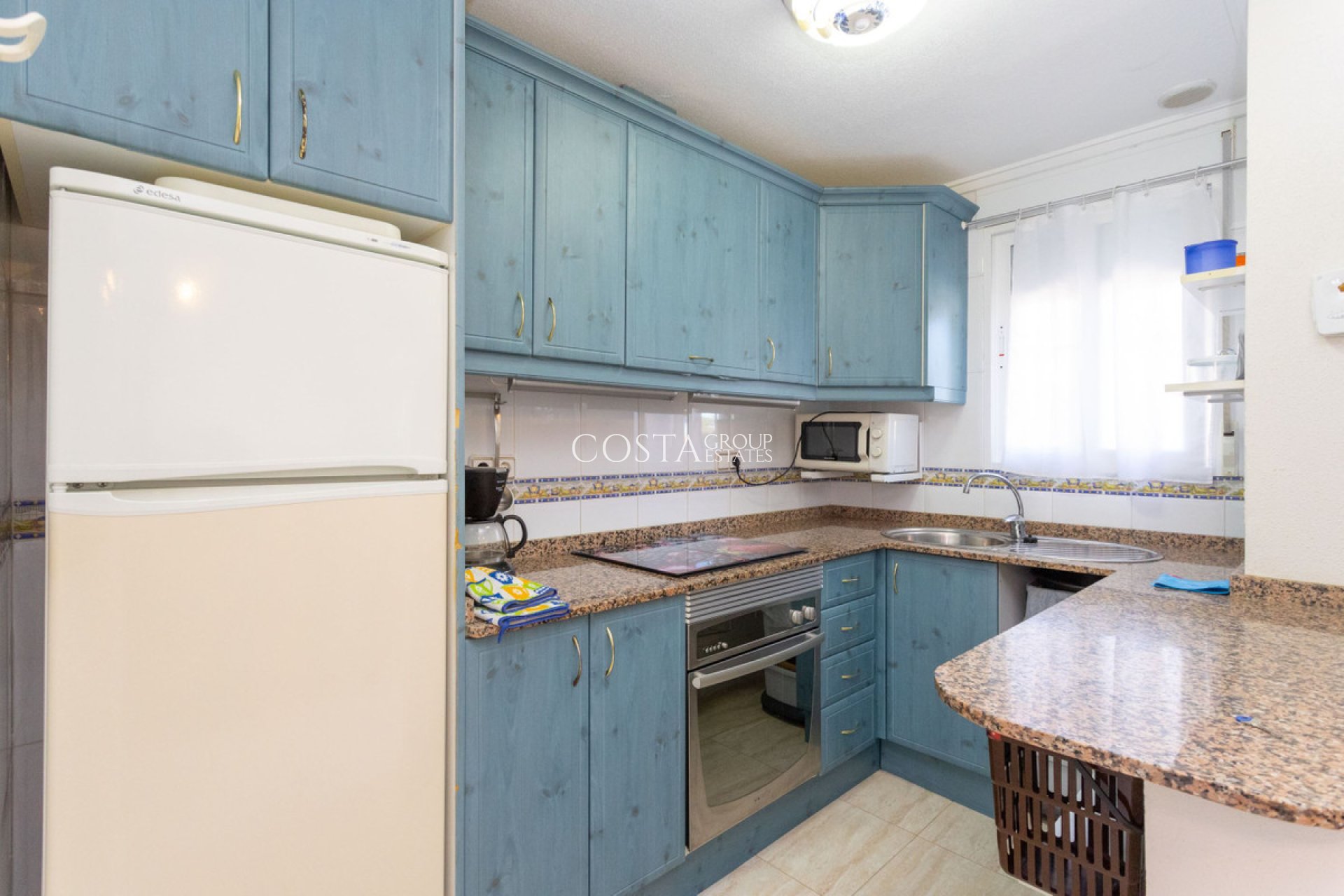 Revente - Maison -
Orihuela Costa - Villamartin