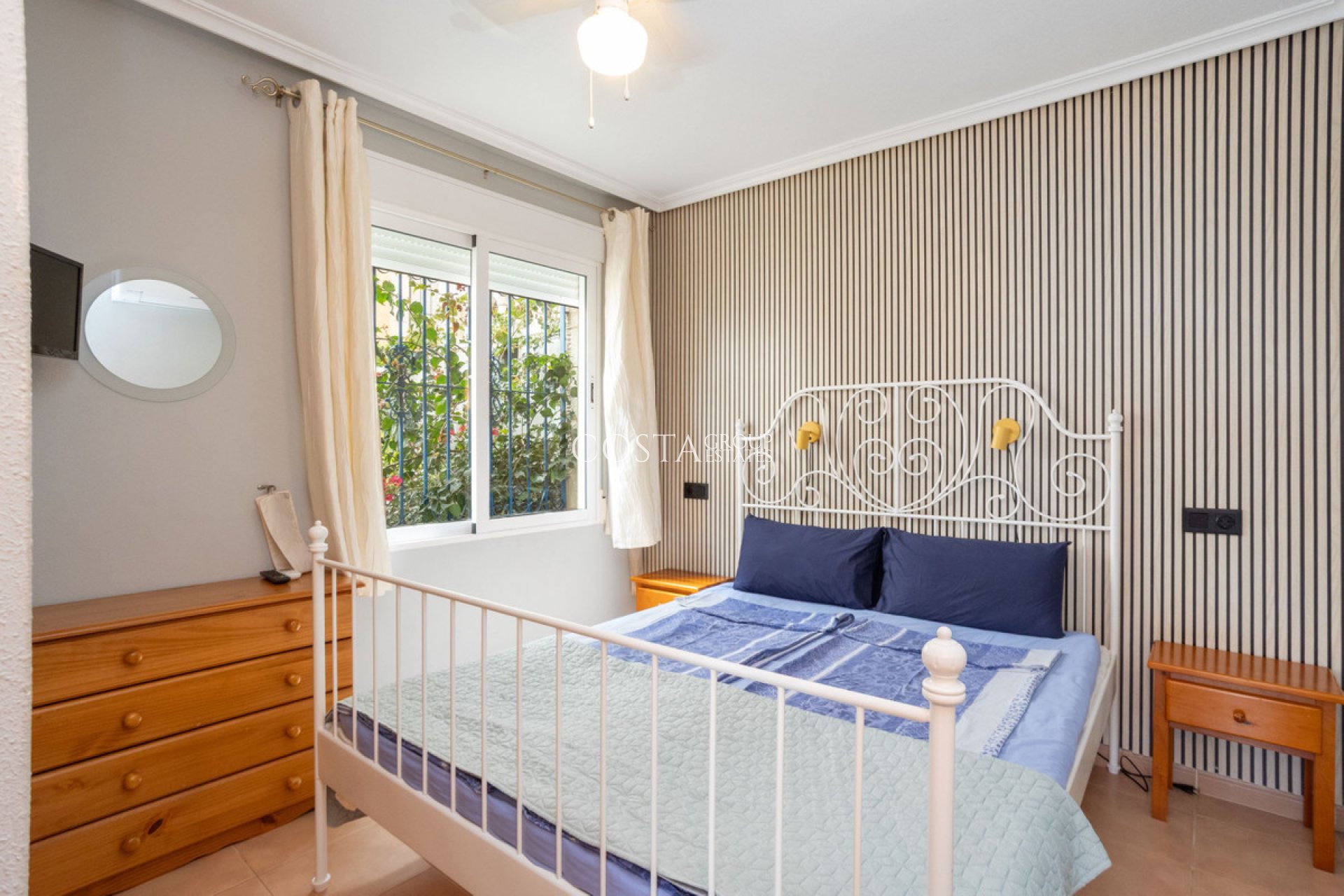 Revente - Maison -
Orihuela Costa - Villamartin