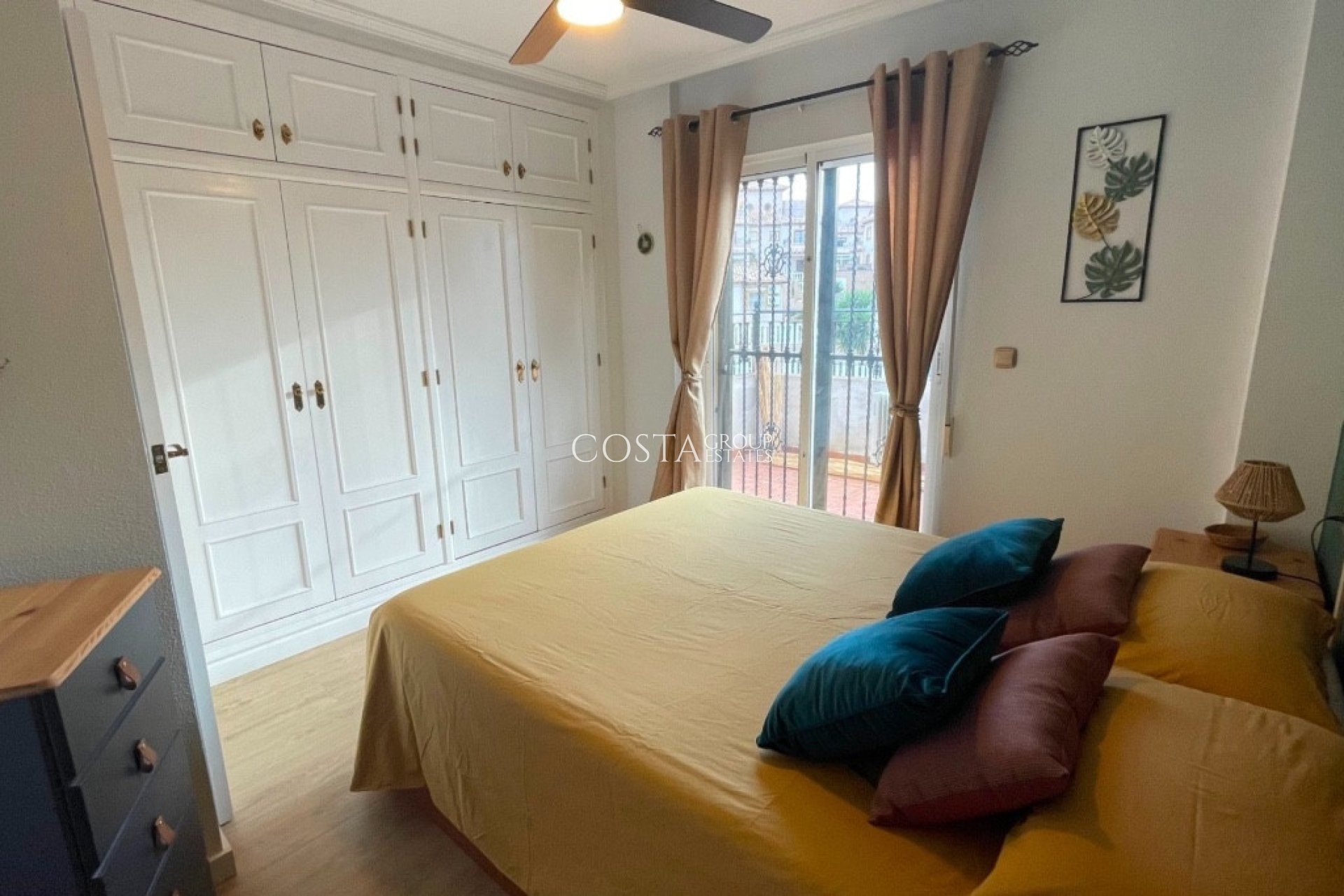 Revente - Maison -
Orihuela Costa - Villamartin