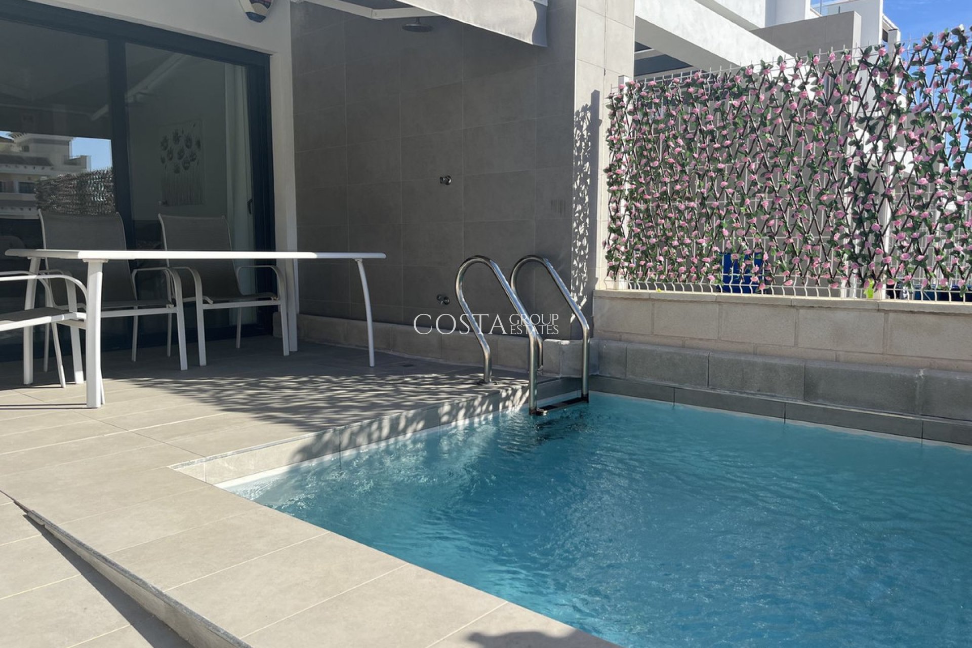 Revente - Maison -
Orihuela Costa - Villamartin