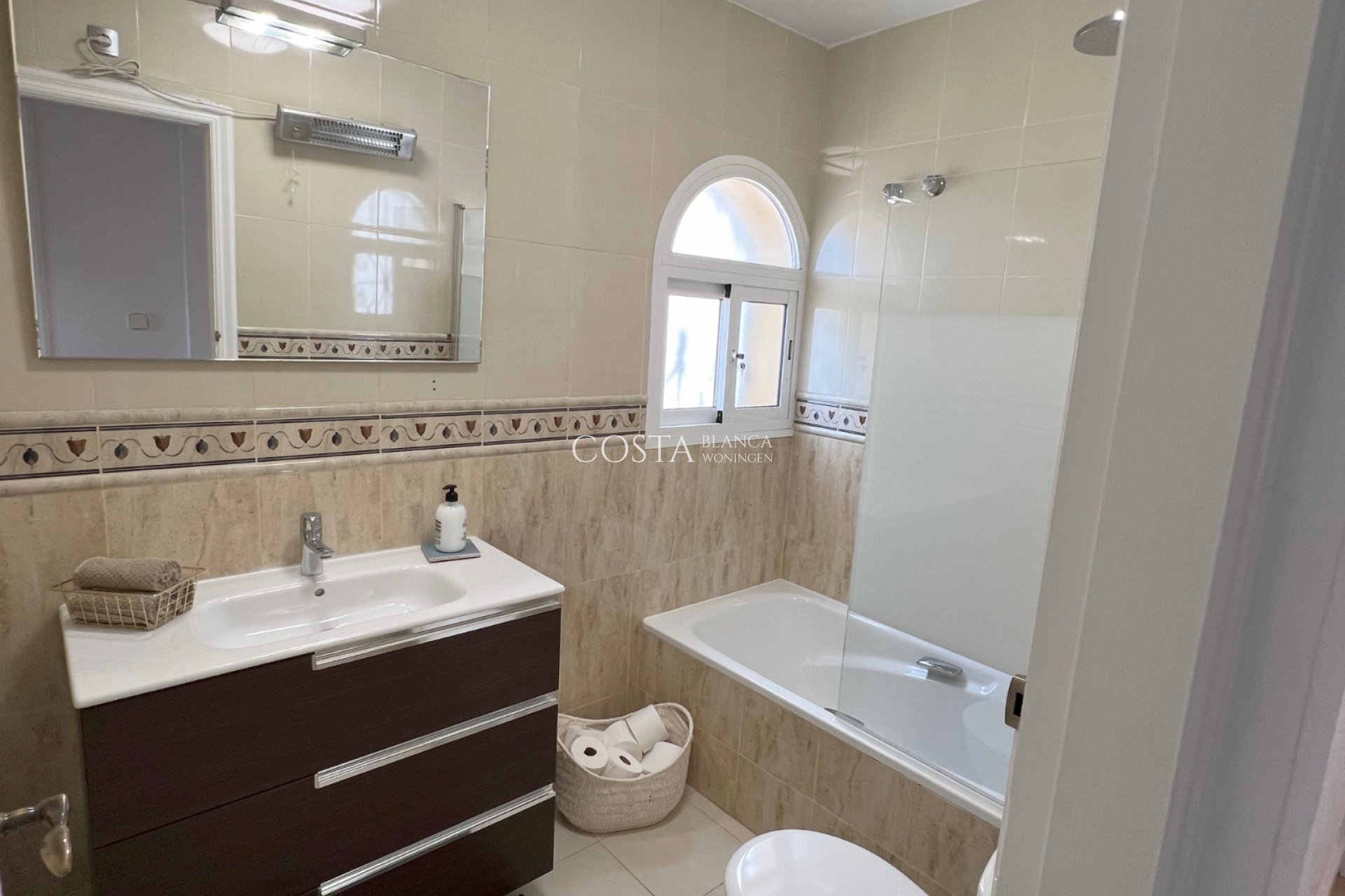 Revente - Maison -
Orihuela Costa - Villamartín
