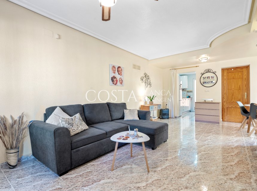 Revente - Maison -
Orihuela Costa - Villamartín