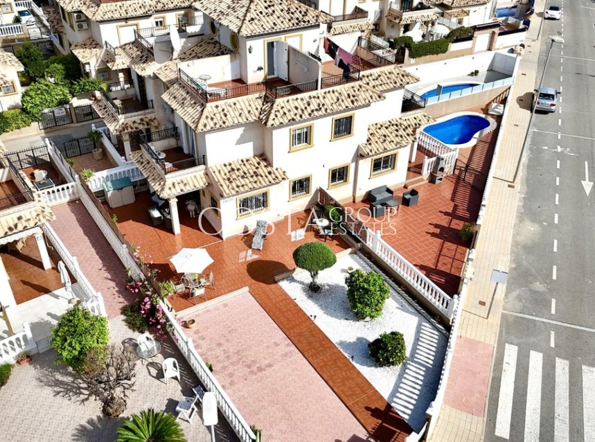 Revente - Maison -
Orihuela - La Zenia