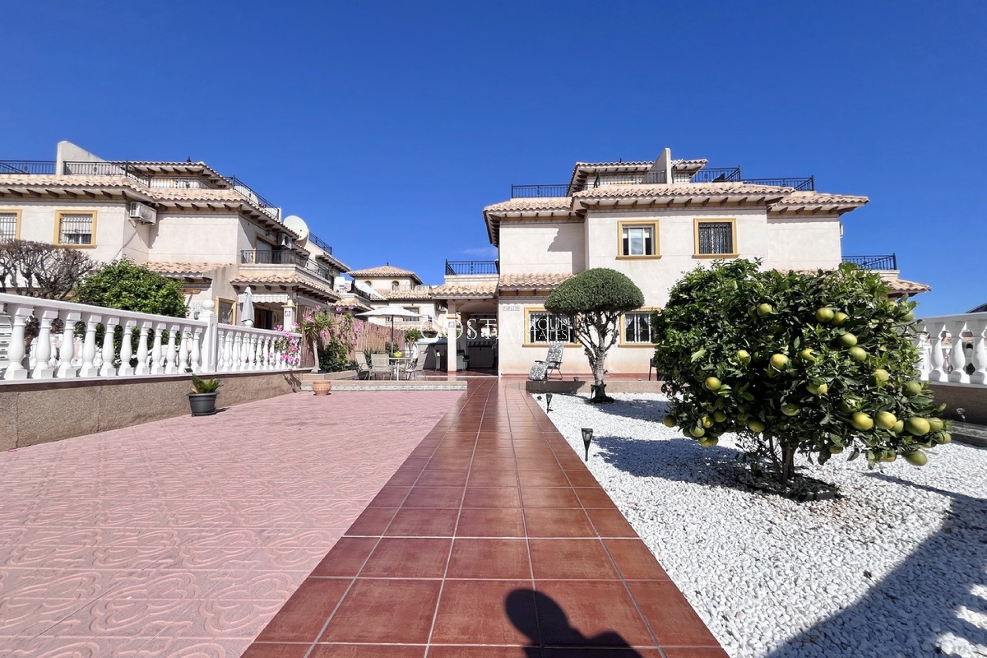 Revente - Maison -
Orihuela - La Zenia