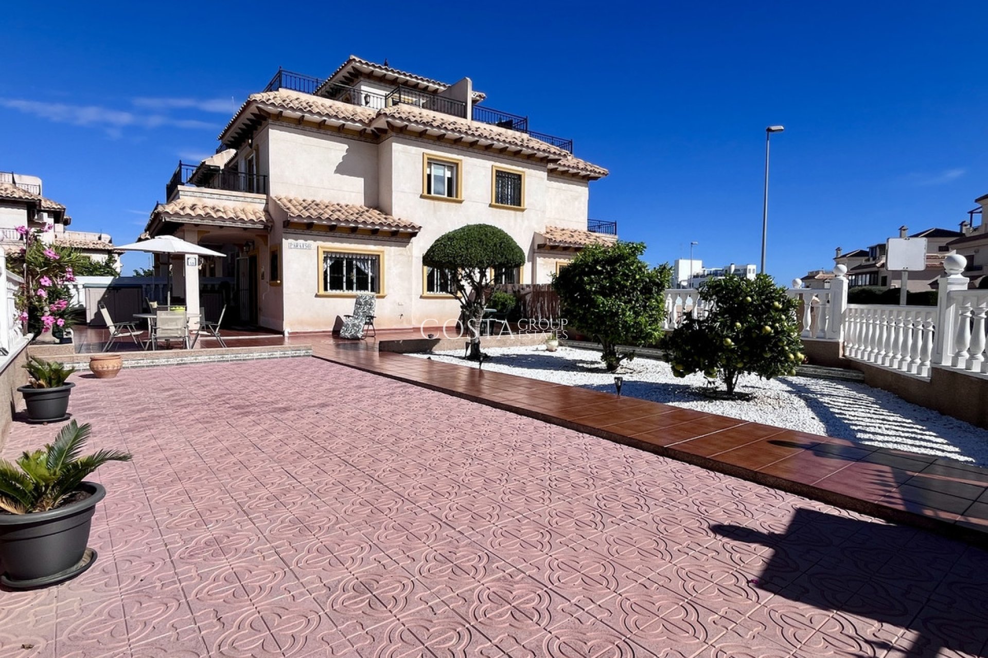 Revente - Maison -
Orihuela - La Zenia