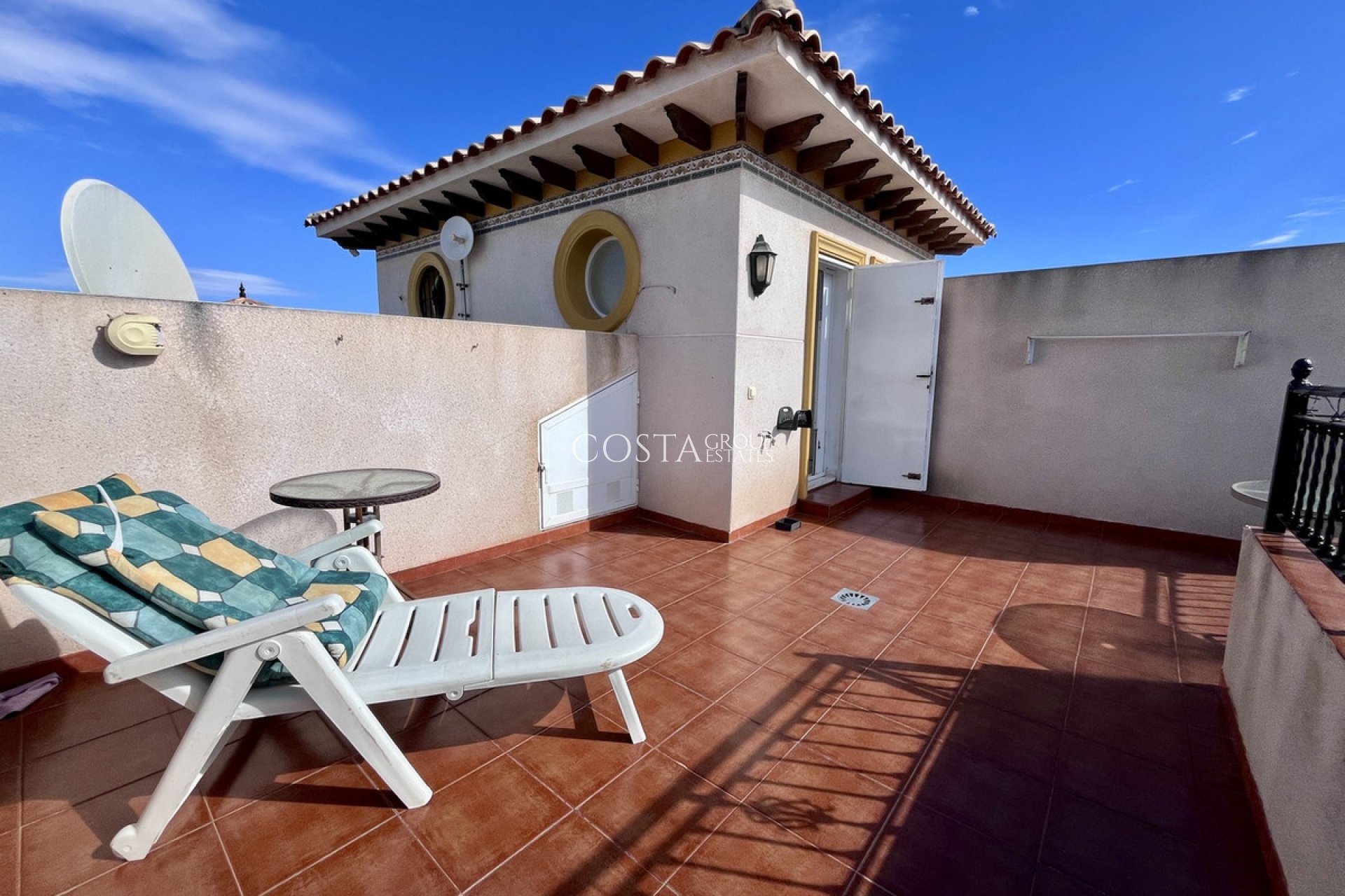 Revente - Maison -
Orihuela - La Zenia