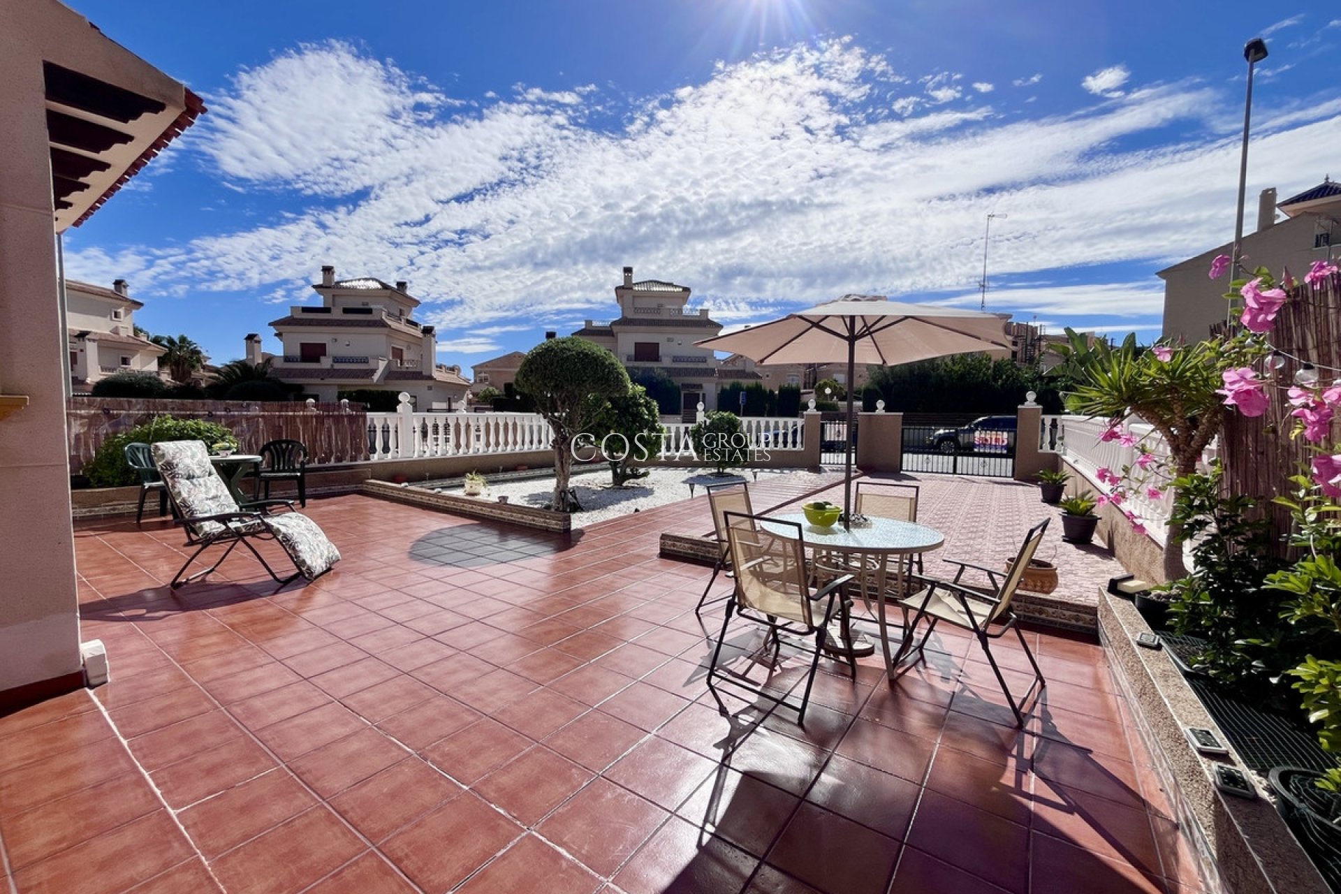 Revente - Maison -
Orihuela - La Zenia