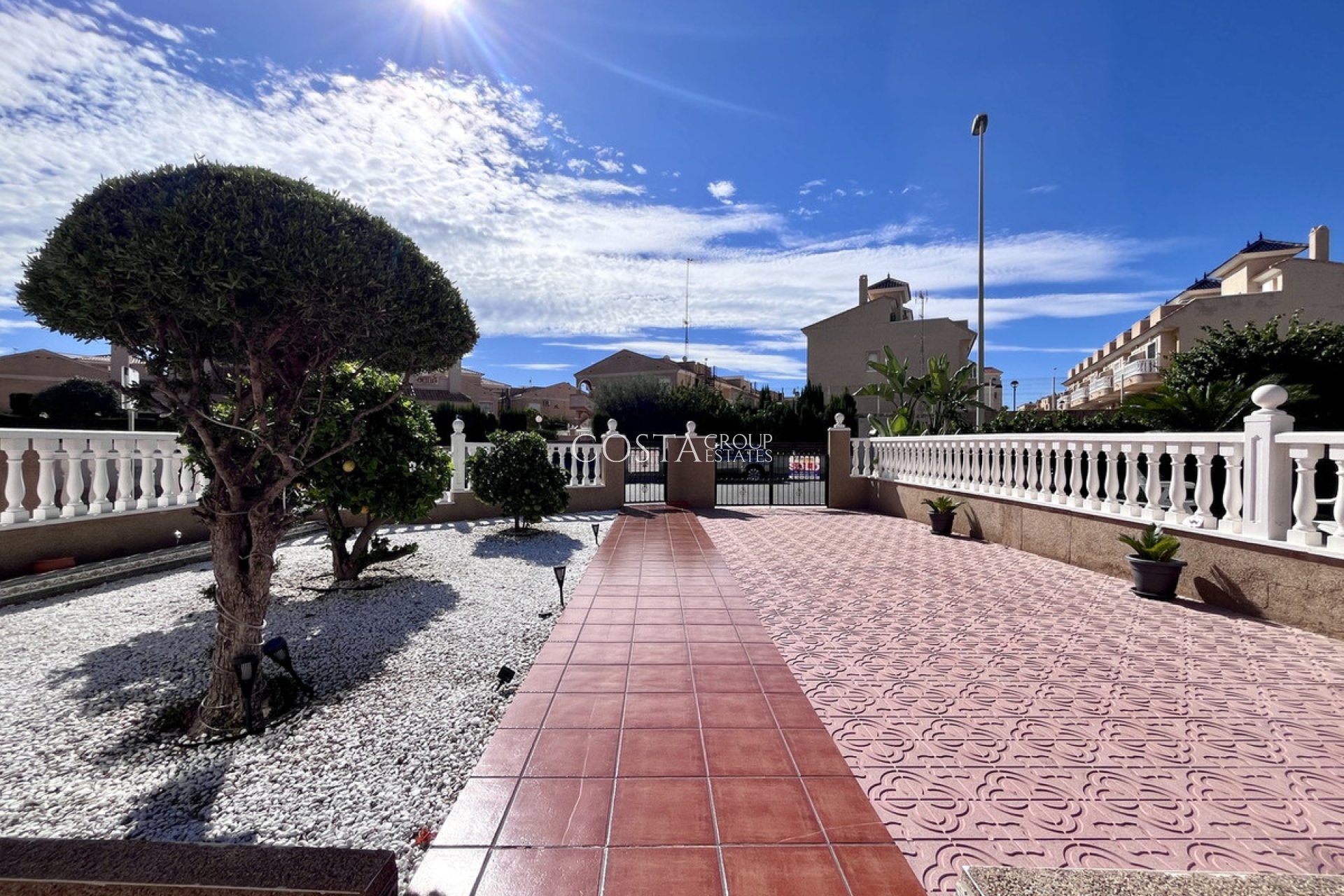 Revente - Maison -
Orihuela - La Zenia