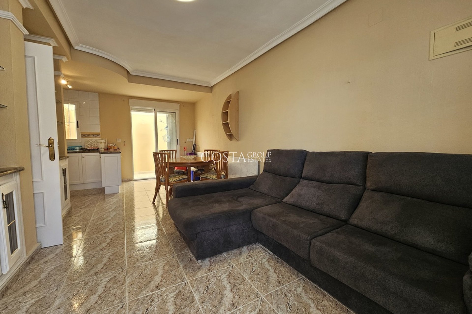 Revente - Maison -
Orihuela - La Zenia