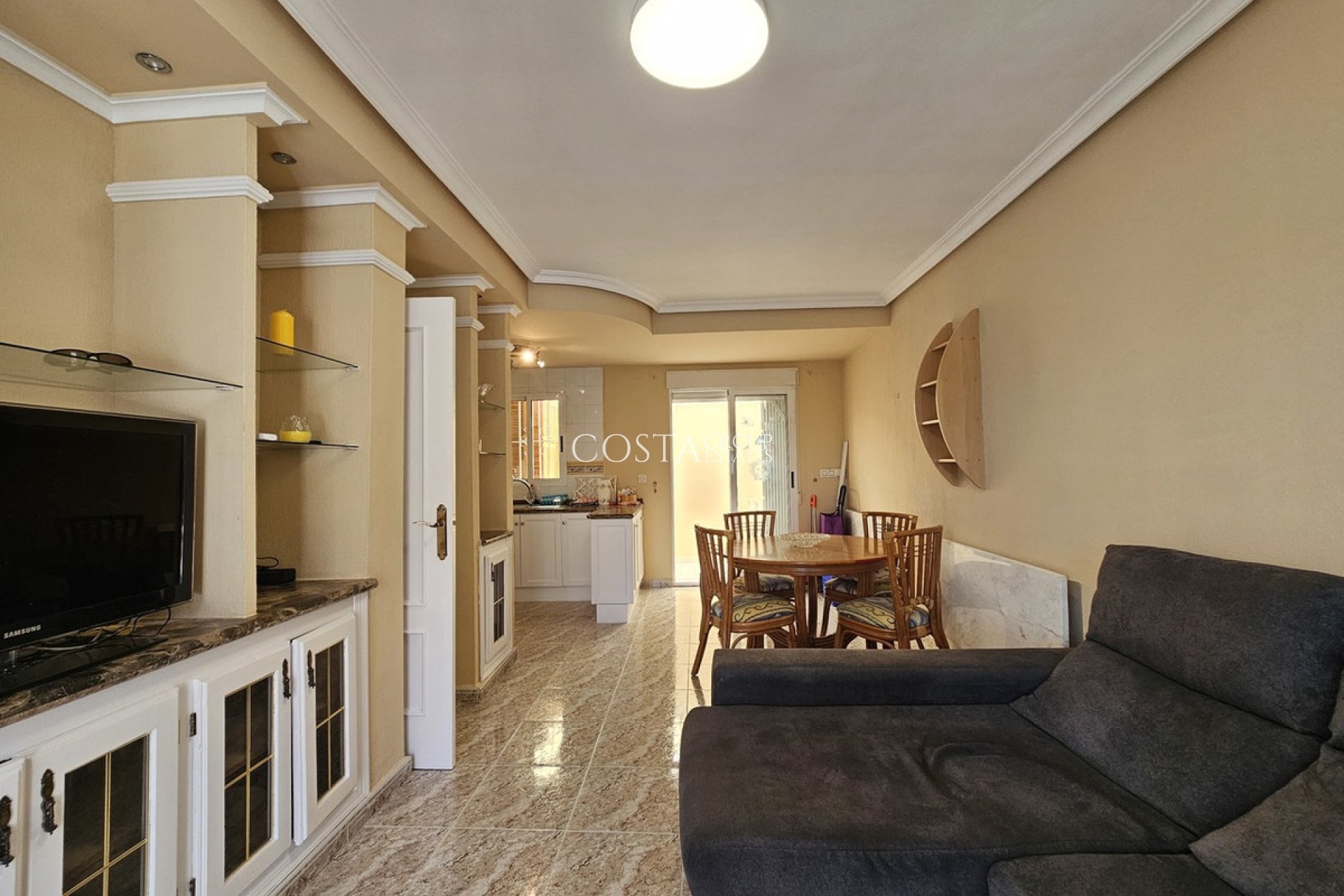 Revente - Maison -
Orihuela - La Zenia