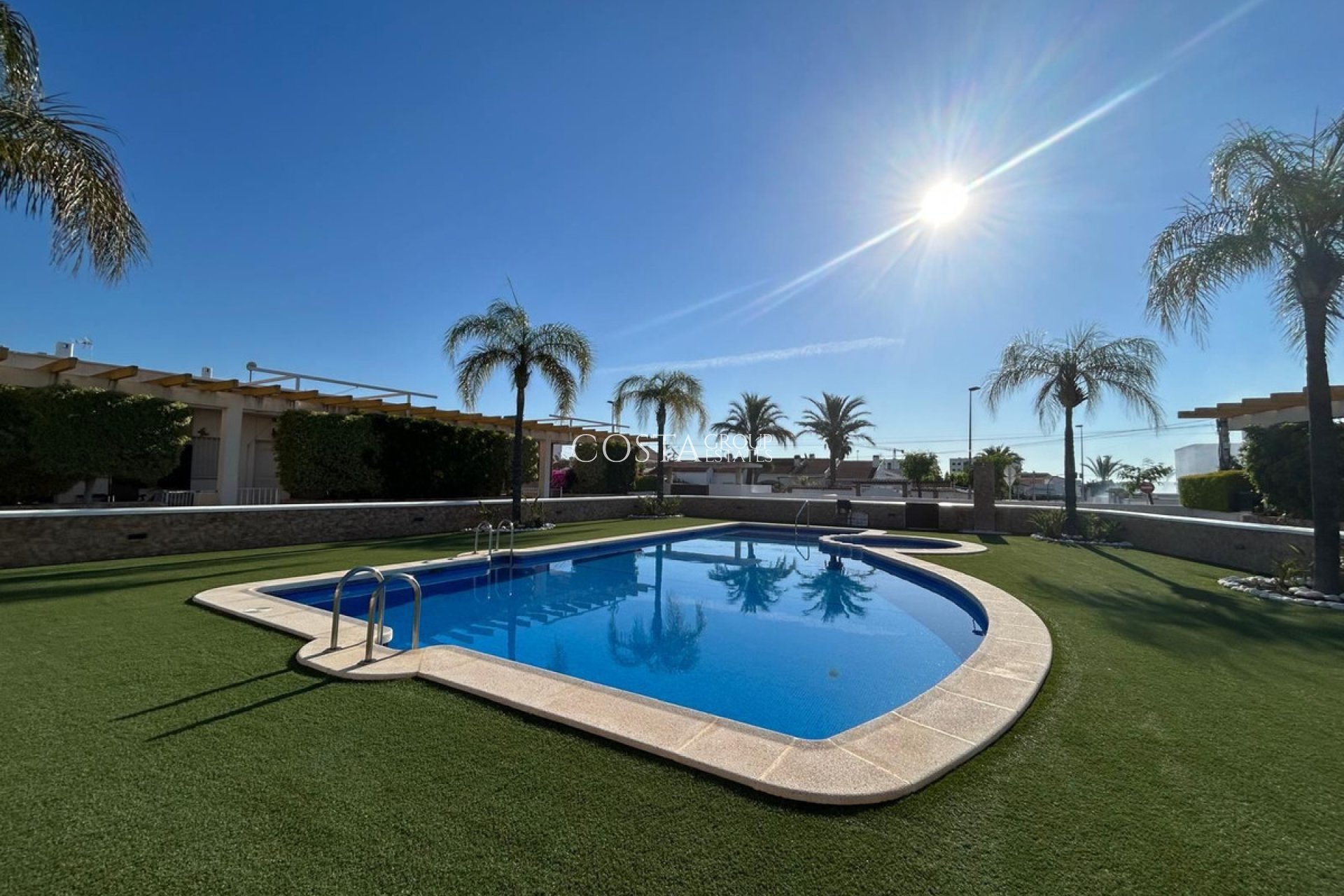 Revente - Maison -
Orihuela - Mil Palmeras