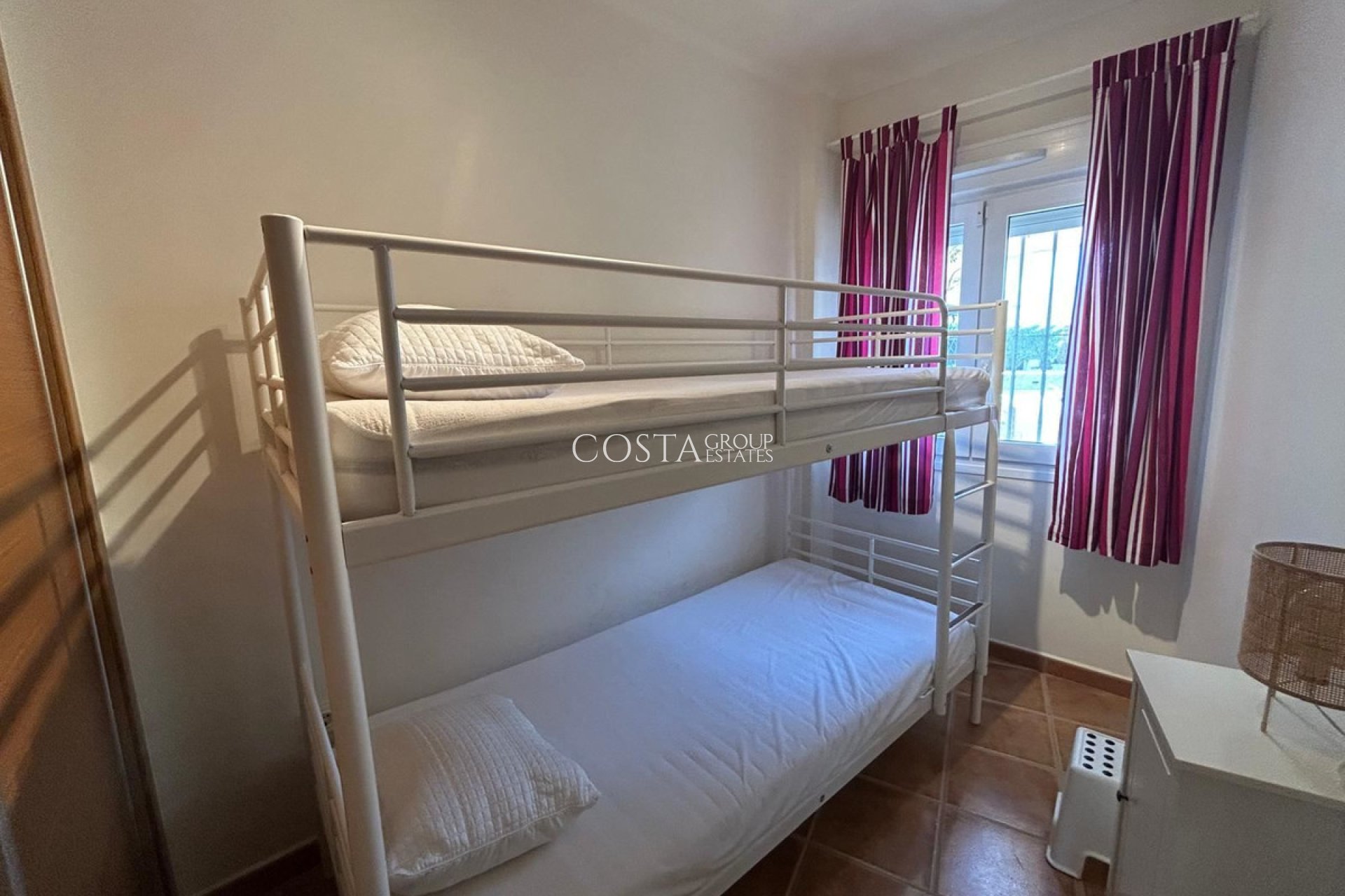 Revente - Maison -
Orihuela - Mil Palmeras