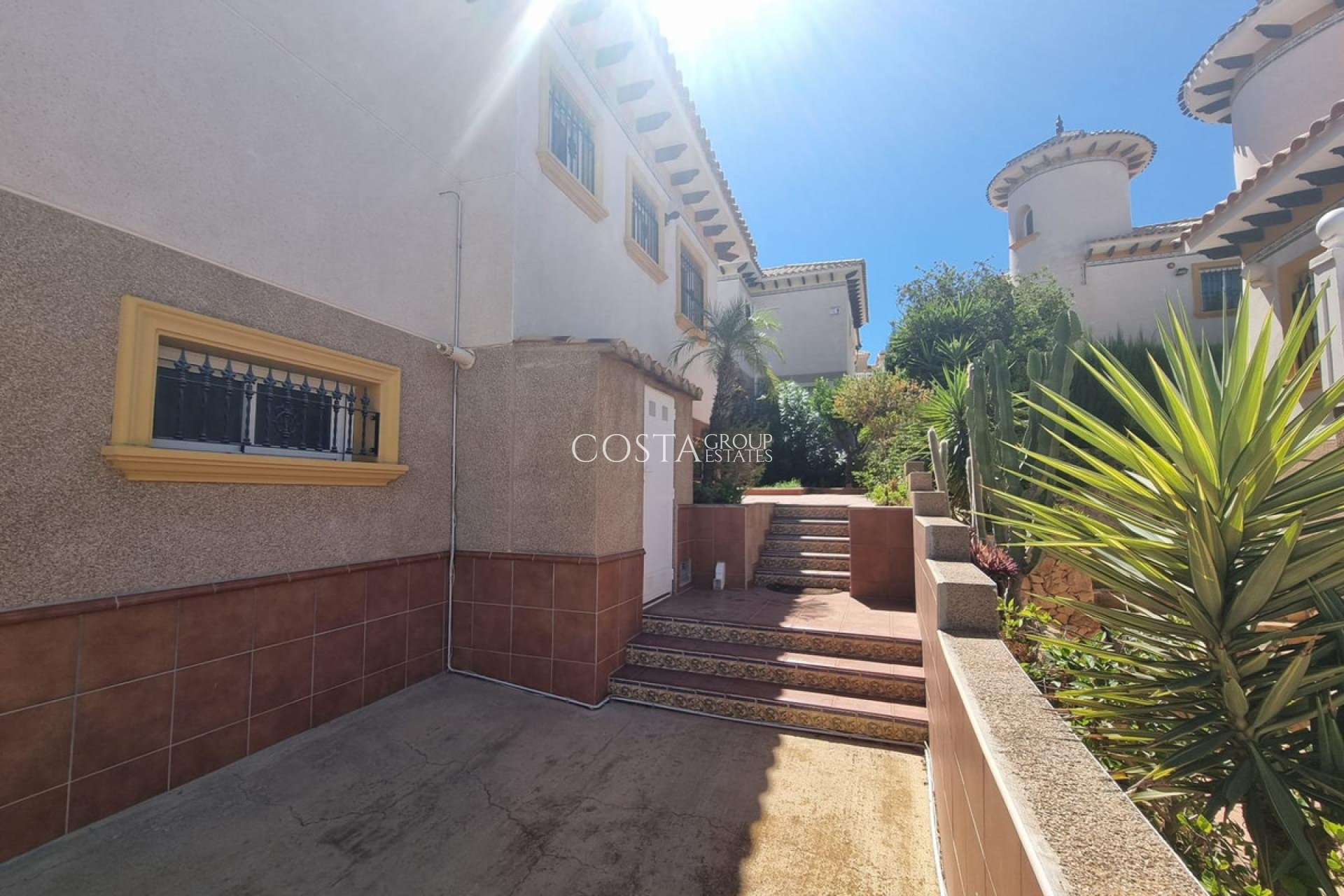 Revente - Maison -
Orihuela - Orihuela Costa