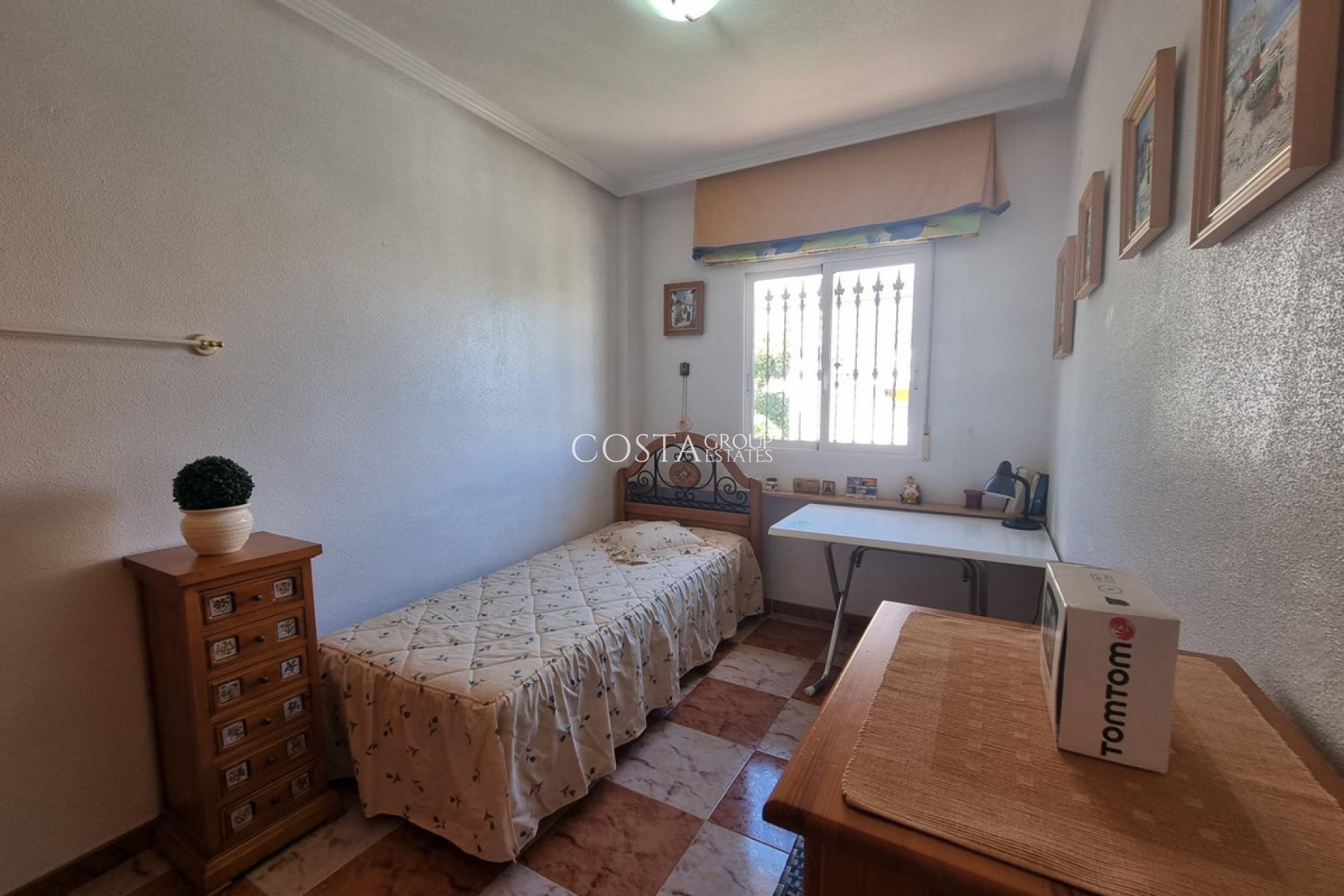 Revente - Maison -
Orihuela - Orihuela Costa