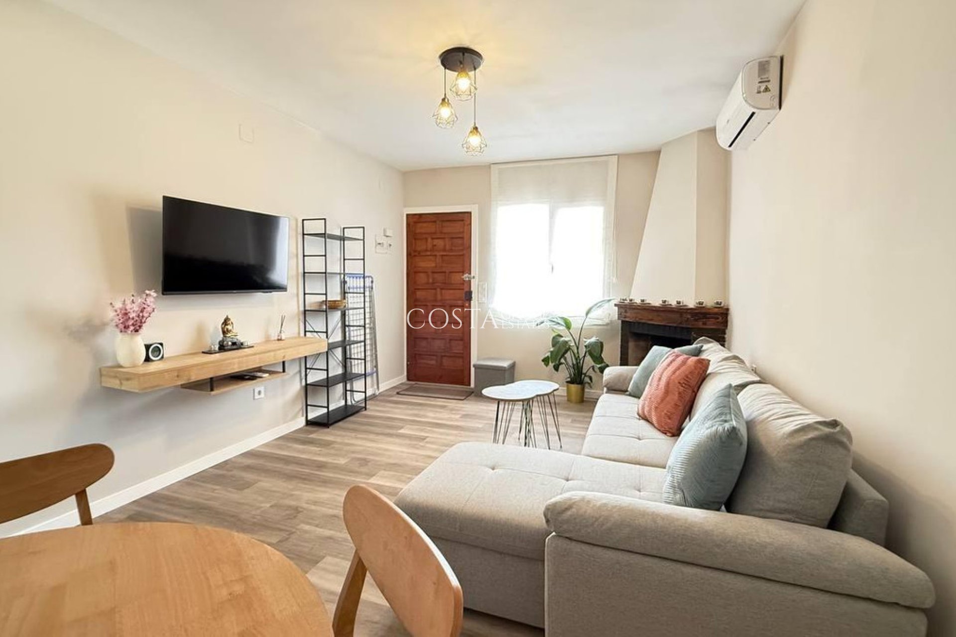 Revente - Maison -
Orihuela - Orihuela Costa