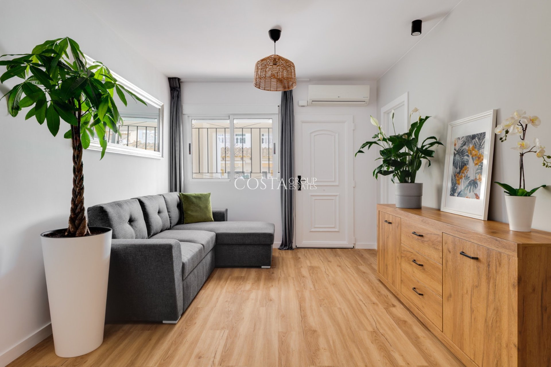 Revente - Maison -
Orihuela - Orihuela Costa