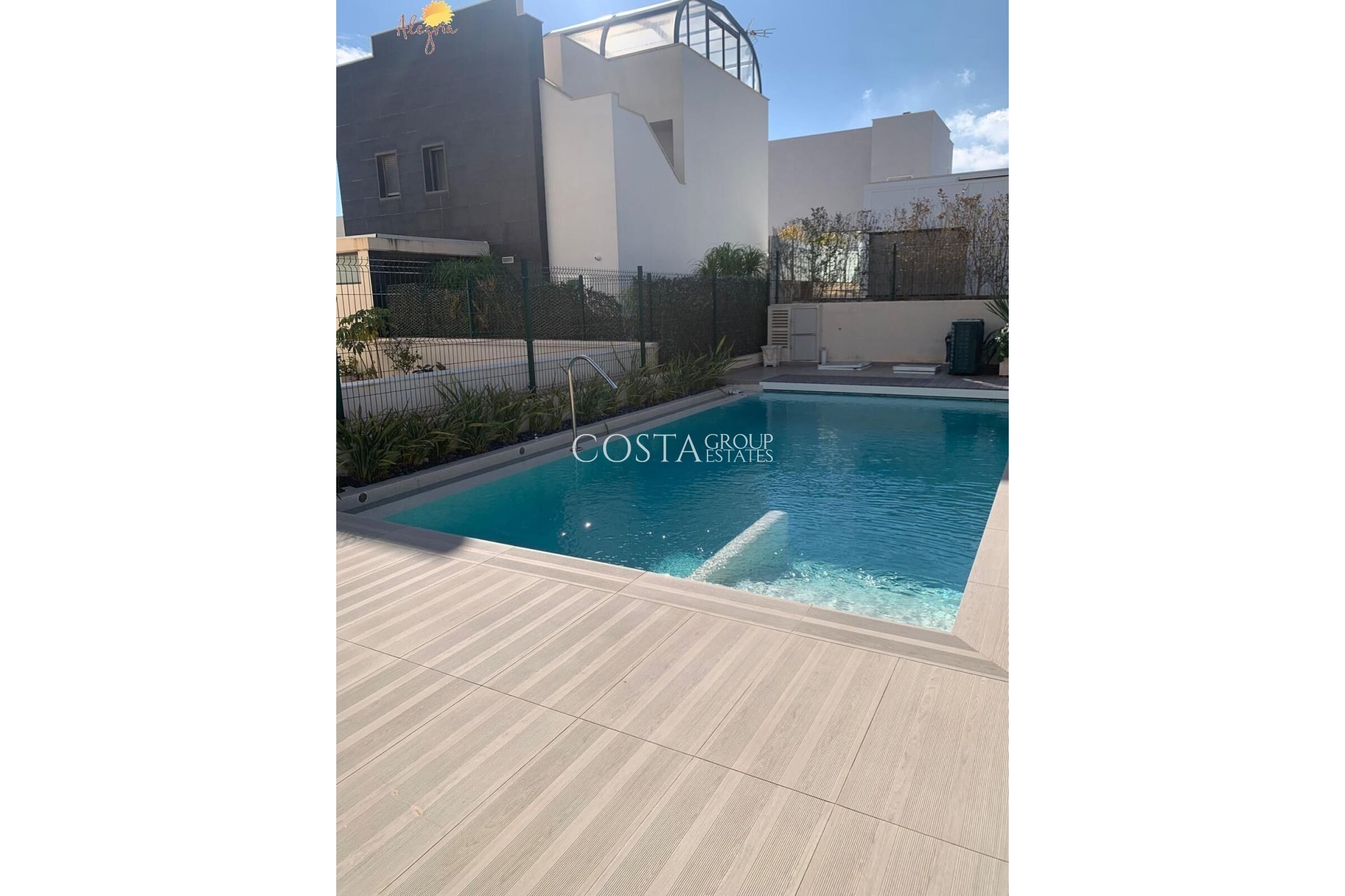 Revente - Maison -
Orihuela - Orihuela Costa