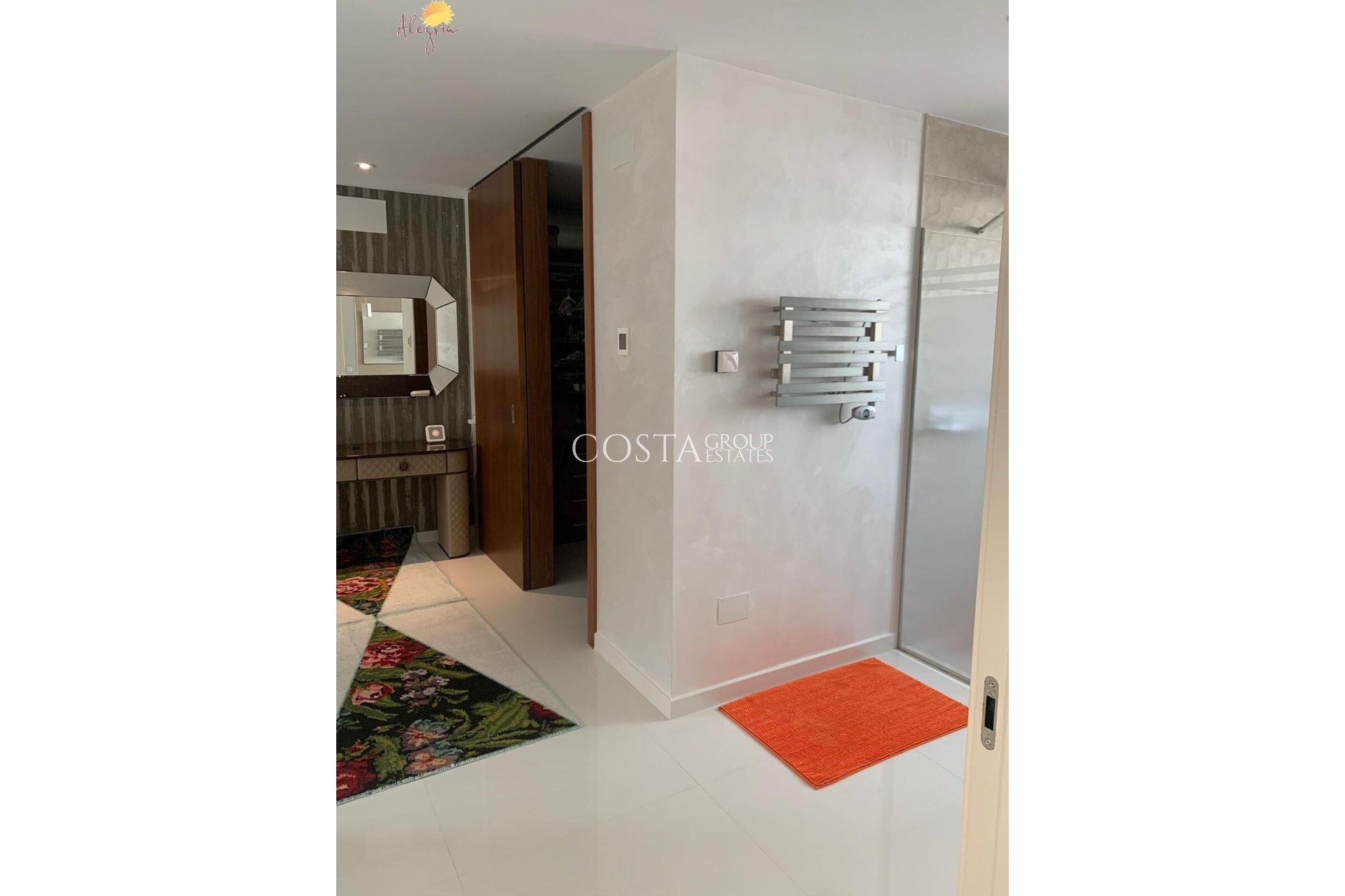 Revente - Maison -
Orihuela - Orihuela Costa